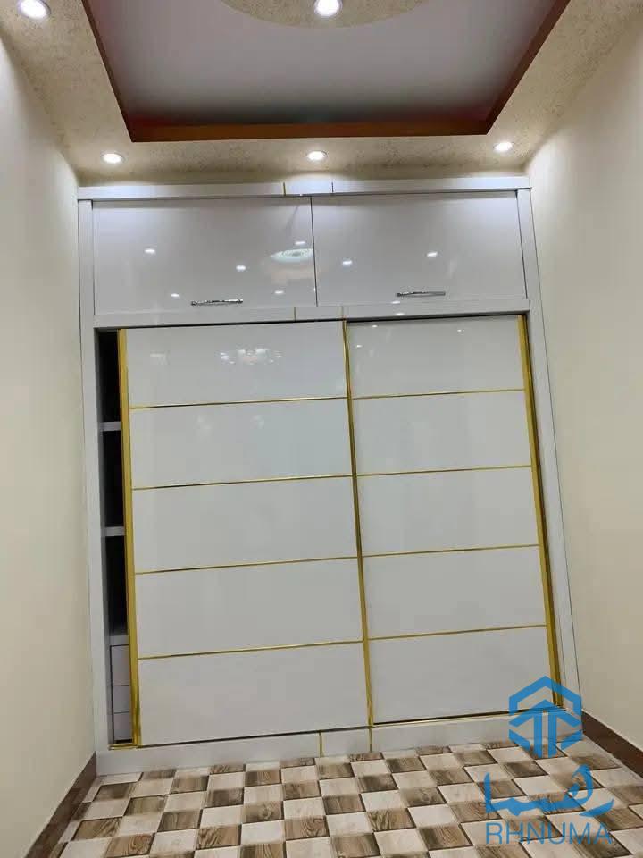 🏤یک باب آپارتمان کرایی بنج اطاقه