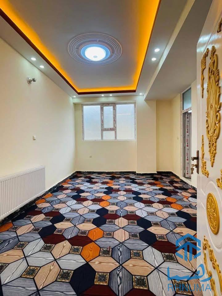 یک باب آپارتمان فروشی