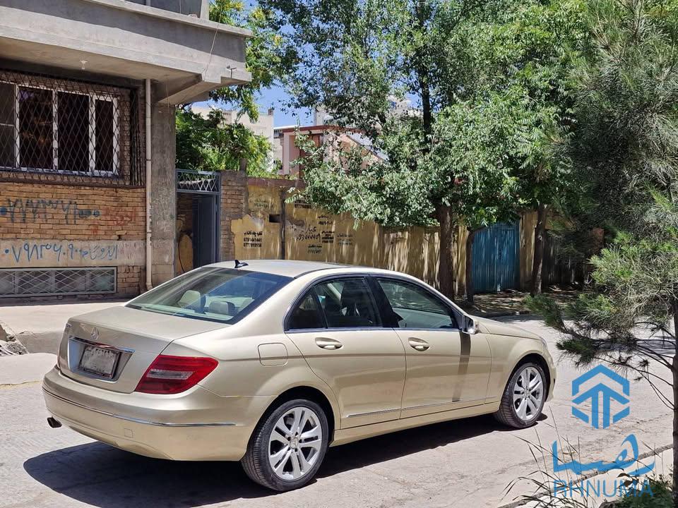 بنز جرمنی مودل ۲۰۱۲