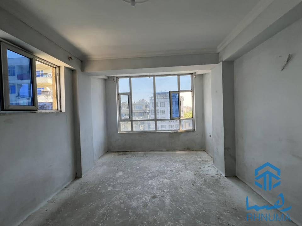 یک باب آپارتمان کرایی 4 اطاقه