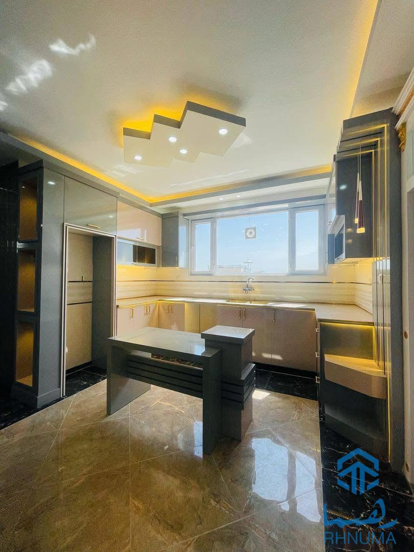 یکباب آپارتمان چهار اطاقه مفشن VIP