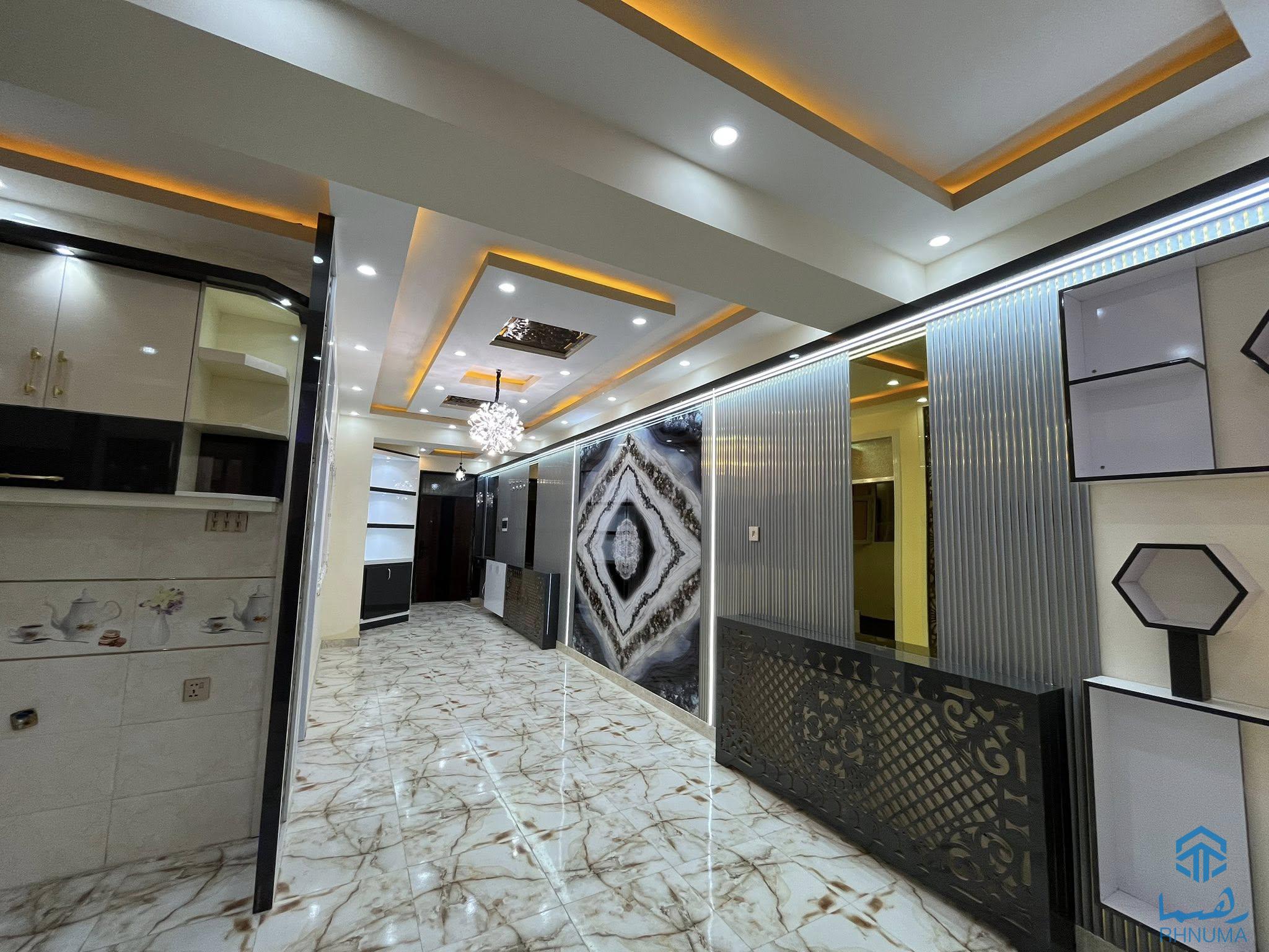 یک باب آپارتمان چهار اطاقه مفشن VIP فروشی