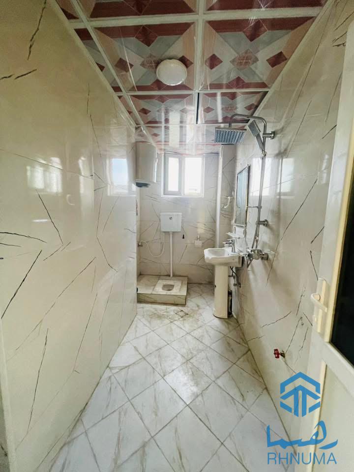 آپارتمان سه اطاقه تخت بام دار کرایی