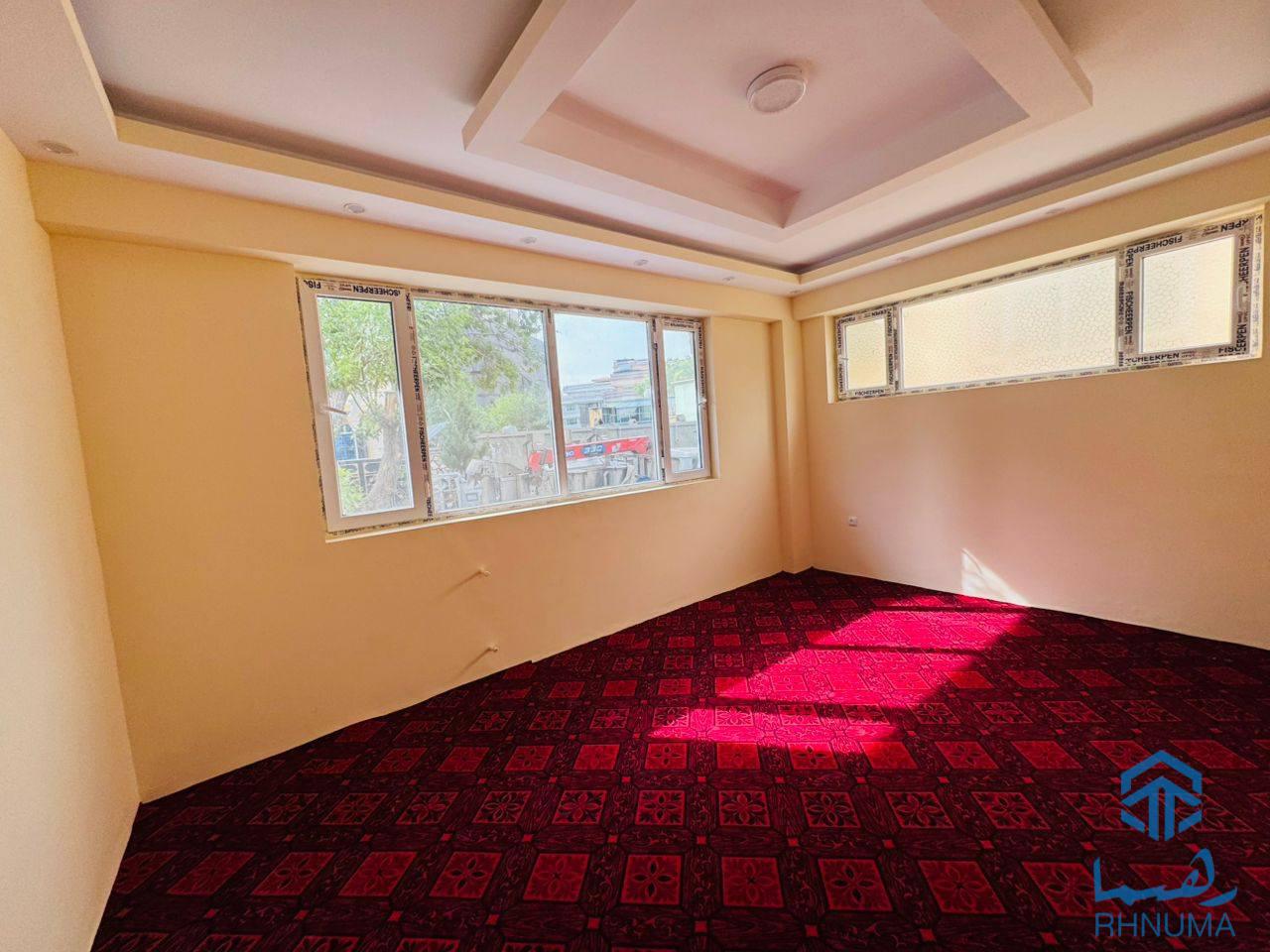 آپارتمان چهار اطاقه کرایی