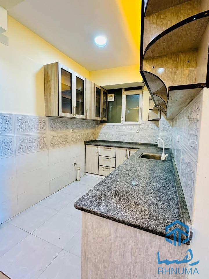 یک باب آپارتمان سه اطاقه فروشی