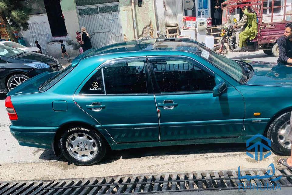 یک عراده بنز فروشی✅