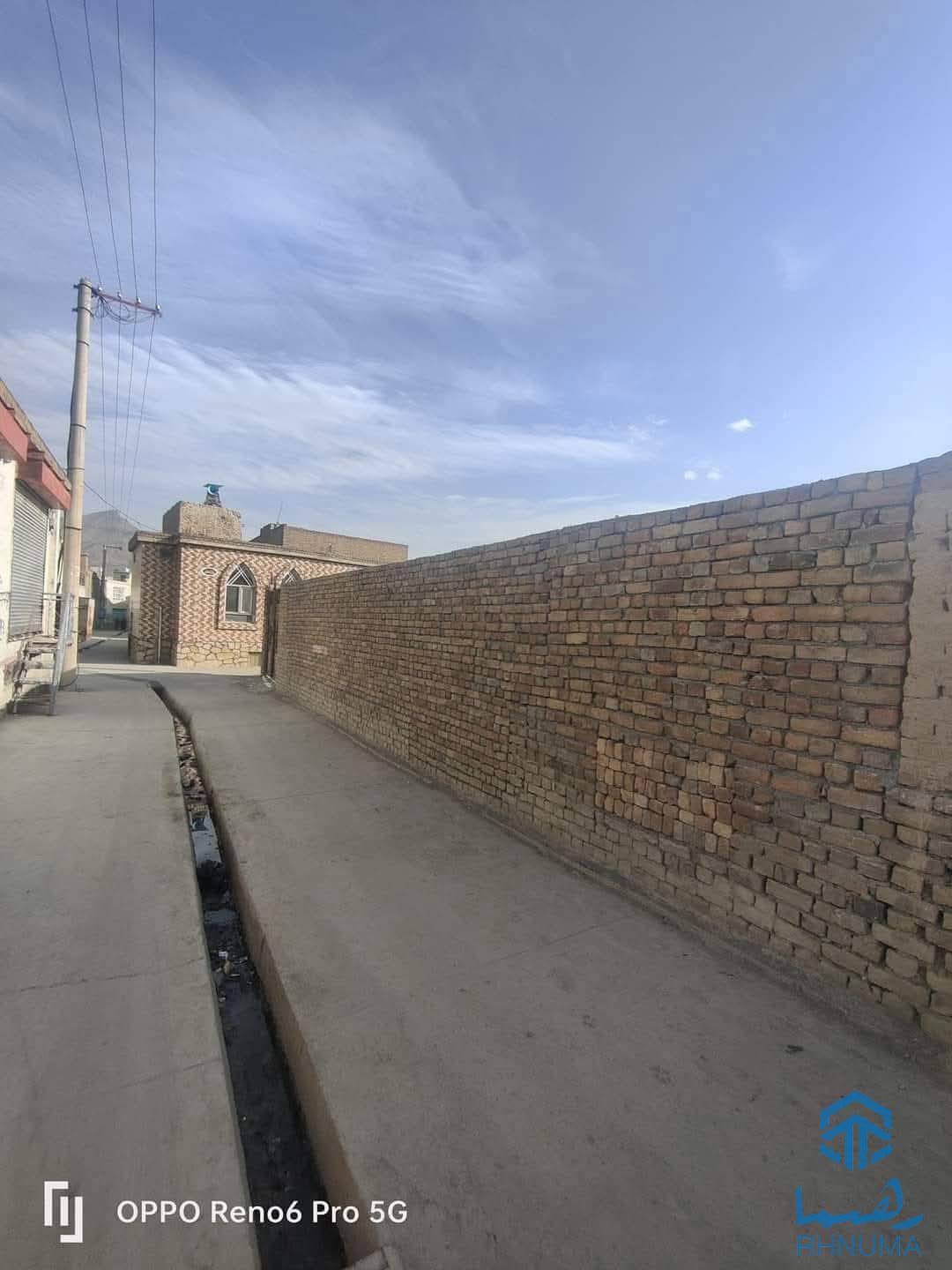 یک چهاردیوالی فروشی عاجل