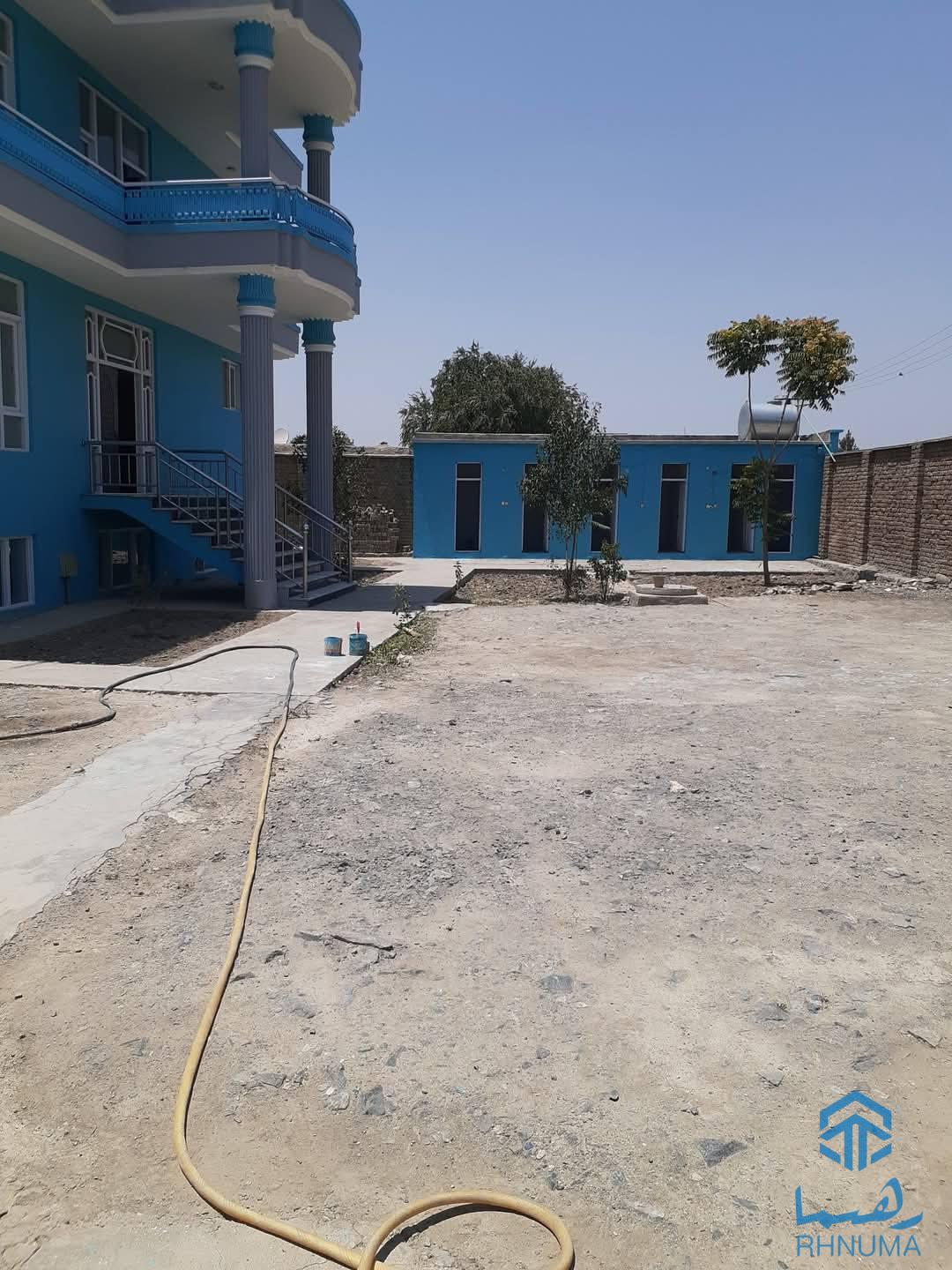 یک دربندحولی فروشی