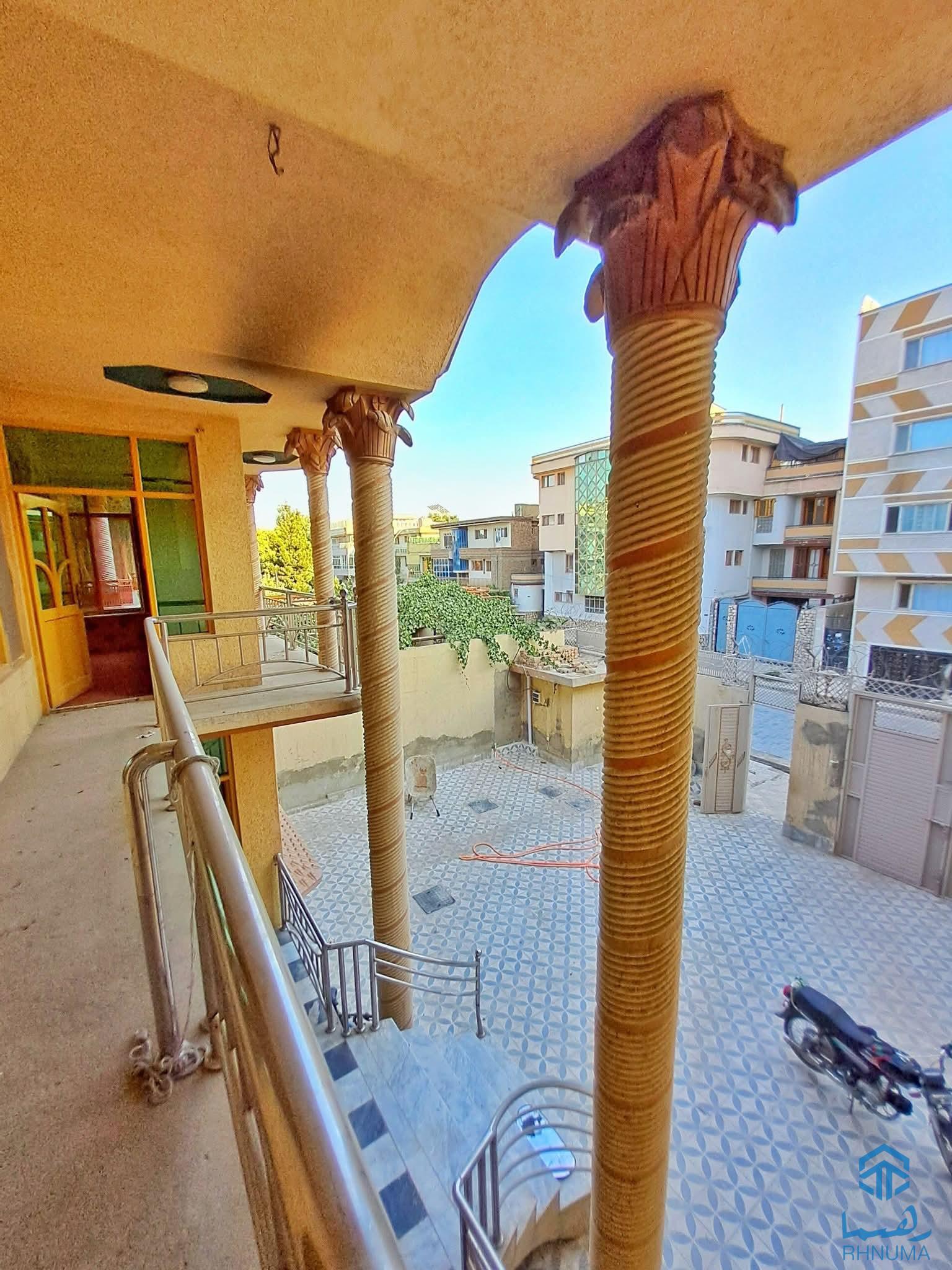 حویلی گرویی 10 اطاقه