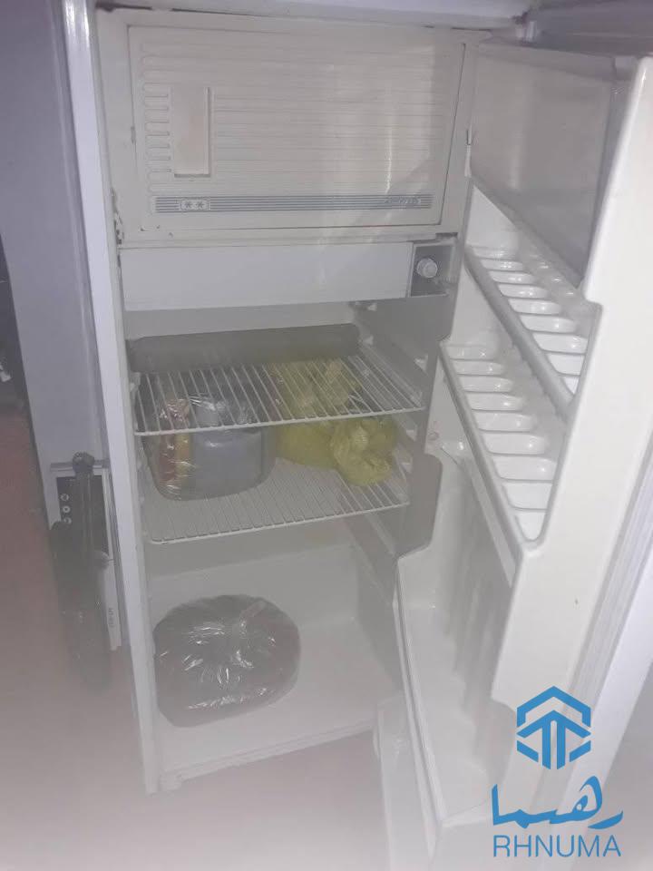 یک عدد یخچال فروشی