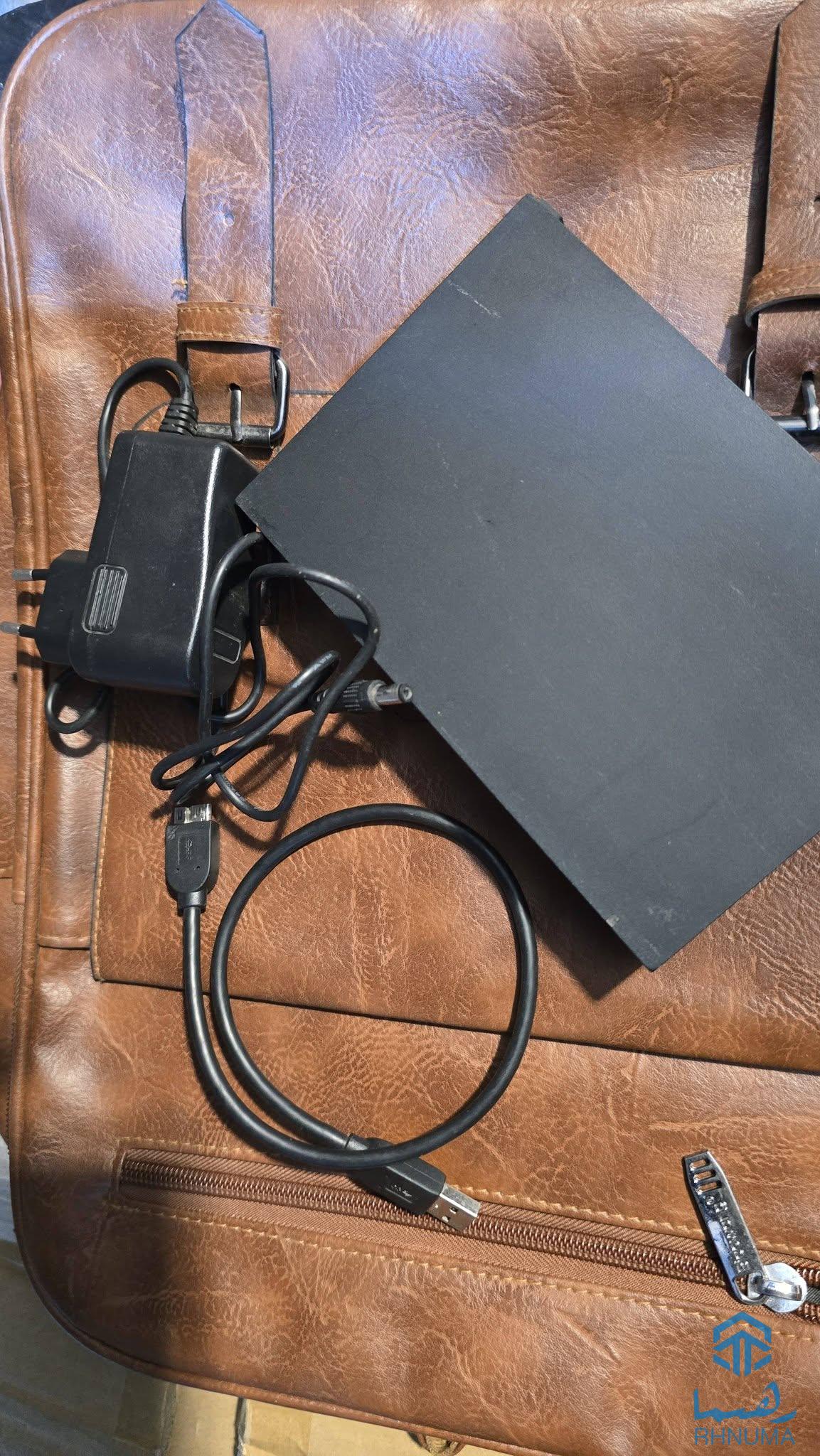 4tb پر فلم و سریال  هلت ۱۰۰