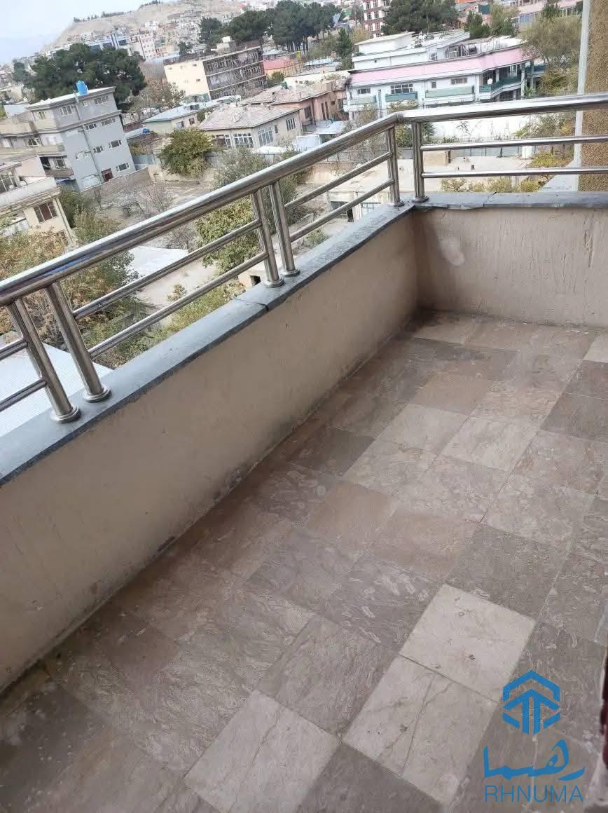 آپارتمان کرایی تخت بام