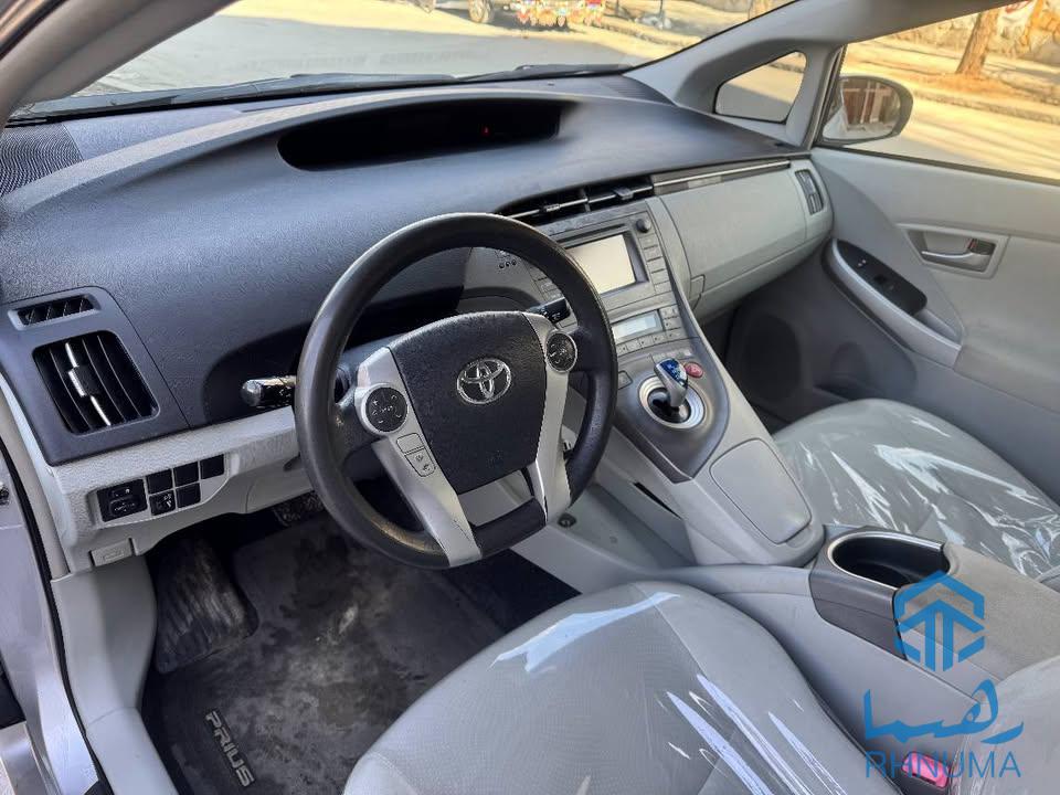 🔸️ نوعیت:  Toyota PRIUS پریوس برقی