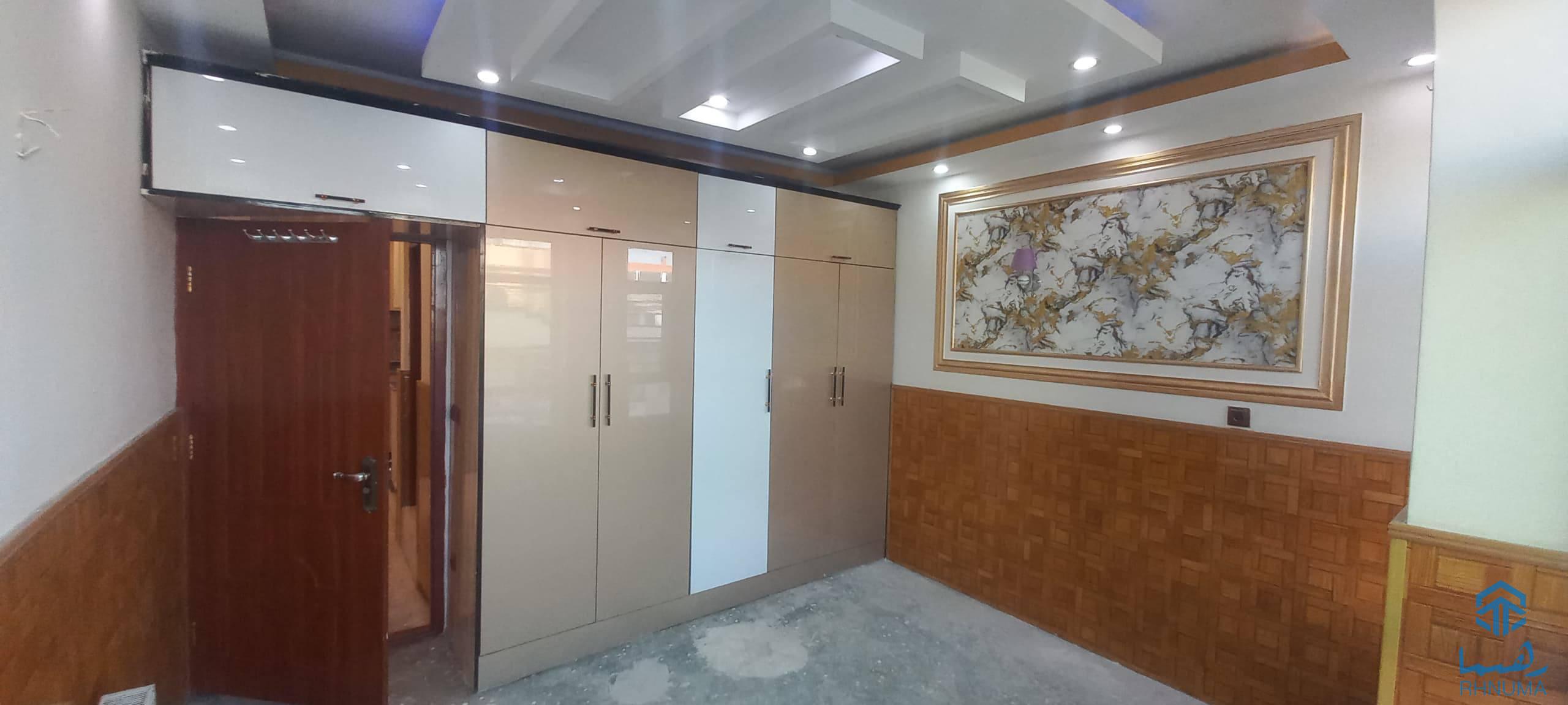 یک باب آپارتمانی عاجل فروش