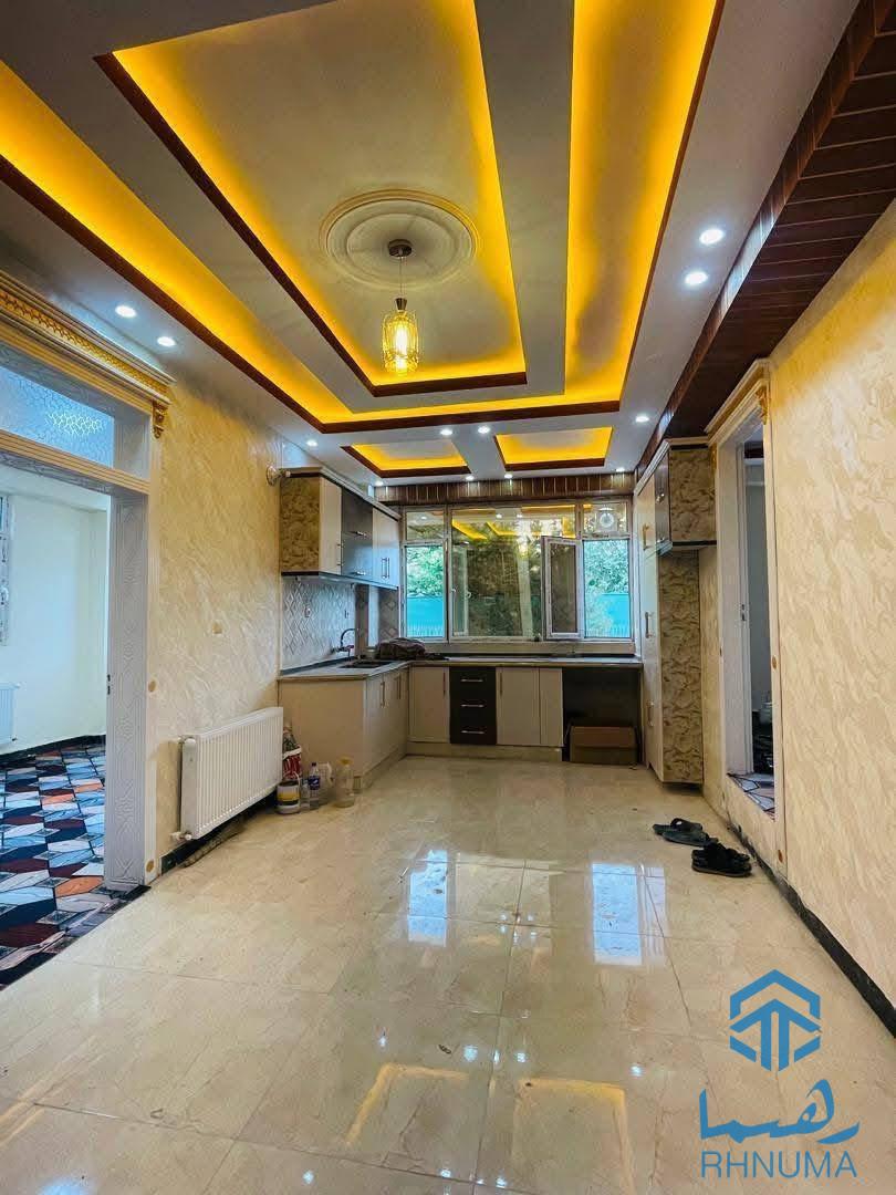 یک باب آپارتمان فروشی