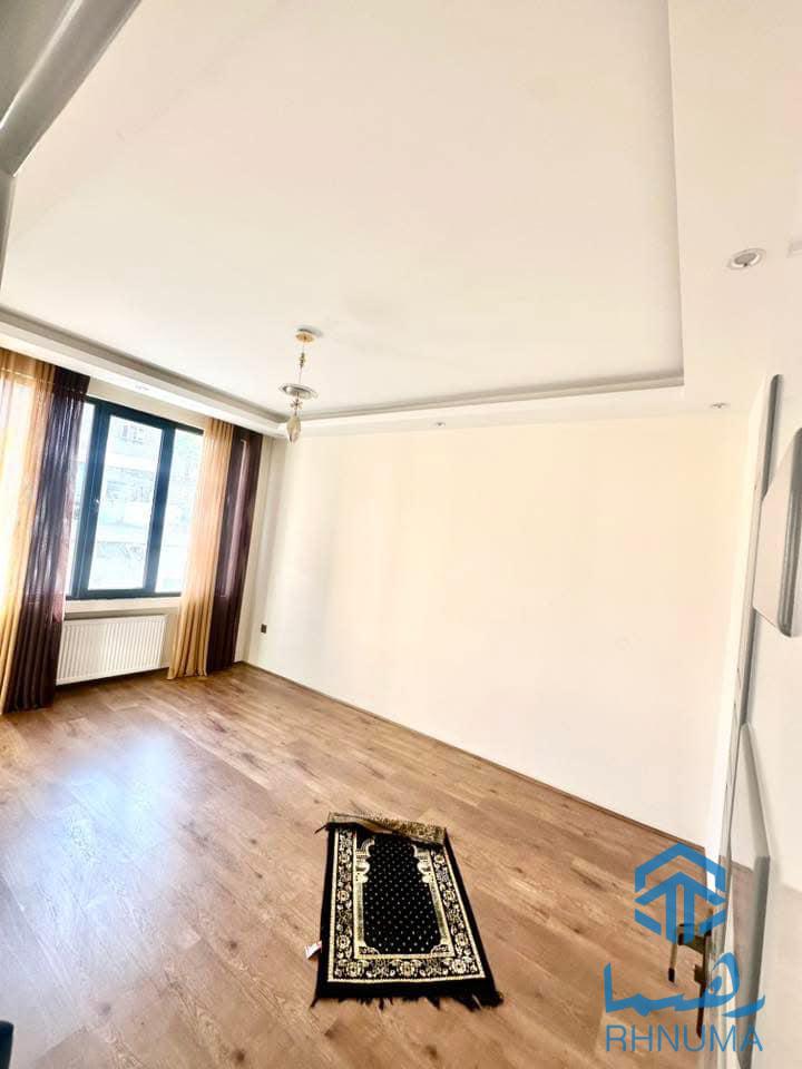 آپارتمان فروشی چهار اطاقه واقع سرک تایمنی سابقه نزدیک به شهرنو کابل افغانستان