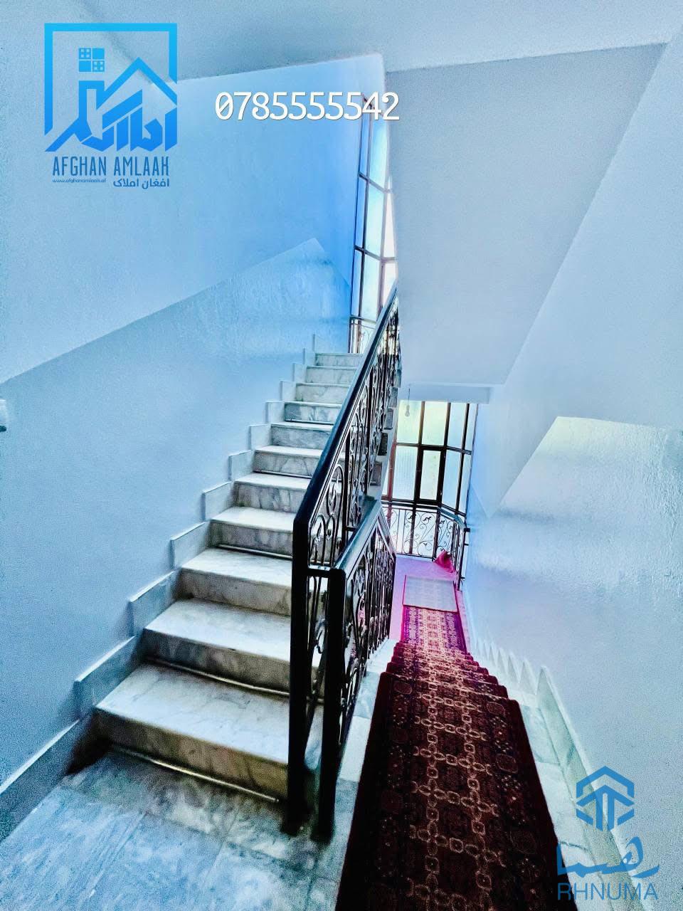 آپارتمان كرايى 4 اطاقه تخت بام دار