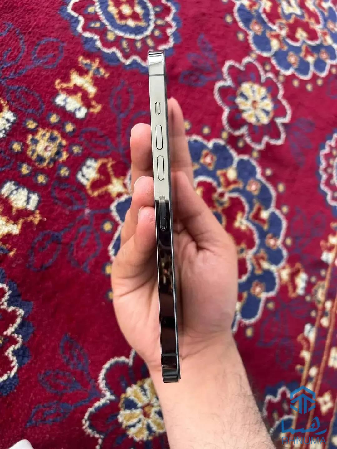 یک عدد آیفون 13 پرومکس