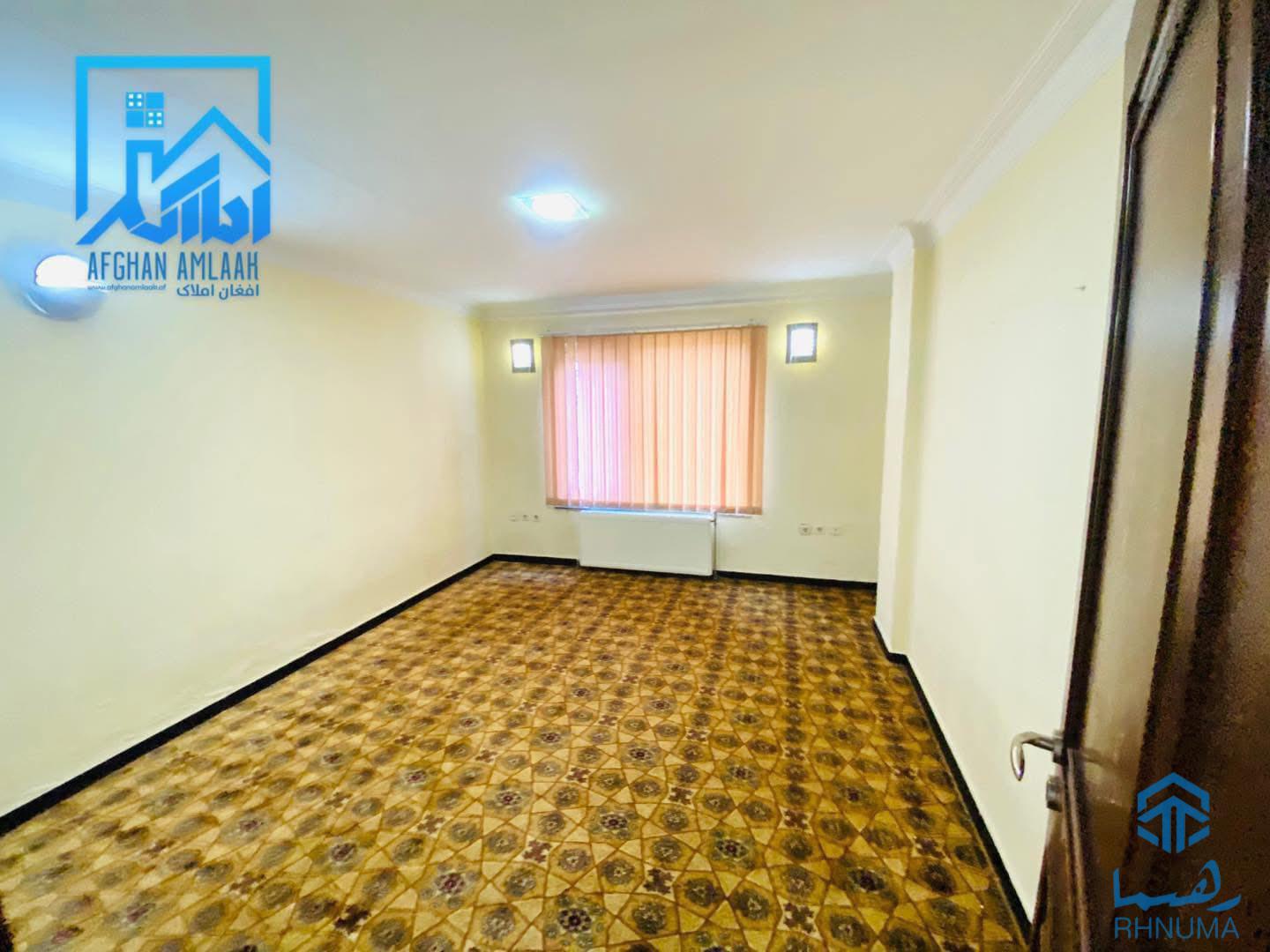 يك باب آپارتمان زیبا و مفشن با داشتن اطاق