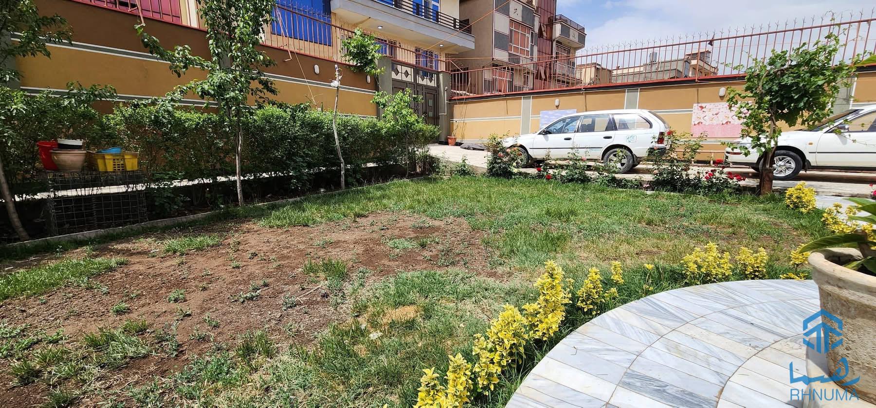 تعمیر فروشی سه منزله