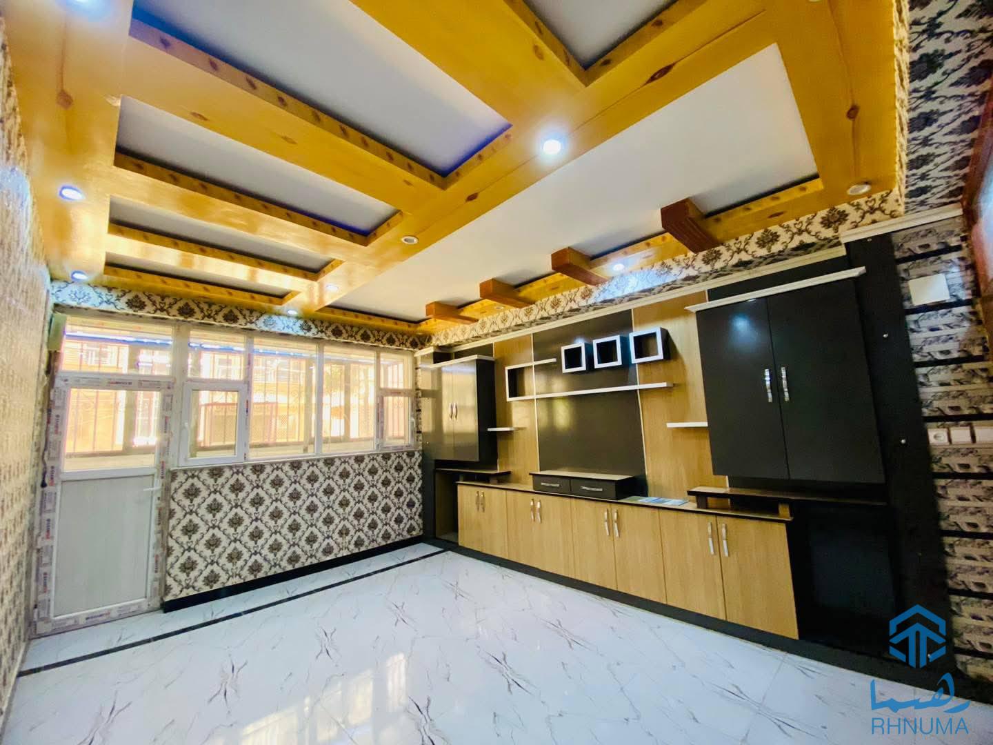 🏤اپارتمان چهار اطاقه لُكس كرايي منزل اول بالاى تهكوى