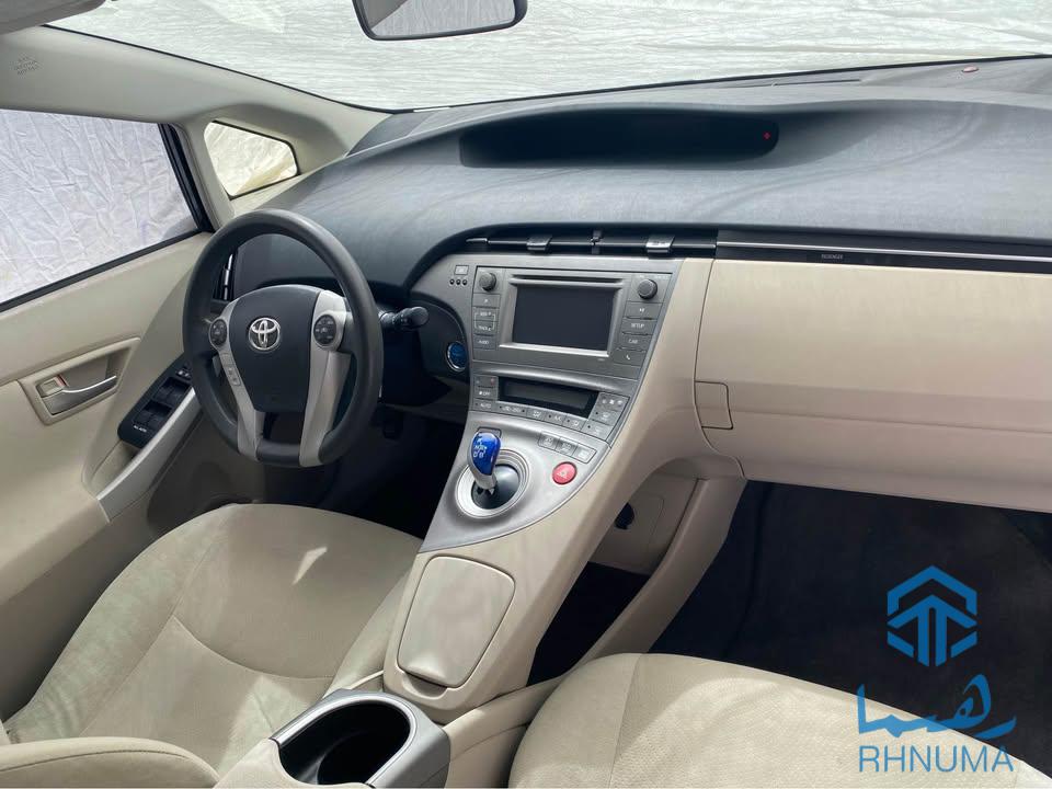 *Toyota PRUIS* پریوس امریکایی نو وارد. دست اول در کشور تازه وارد بیدون گشت در افغانستان