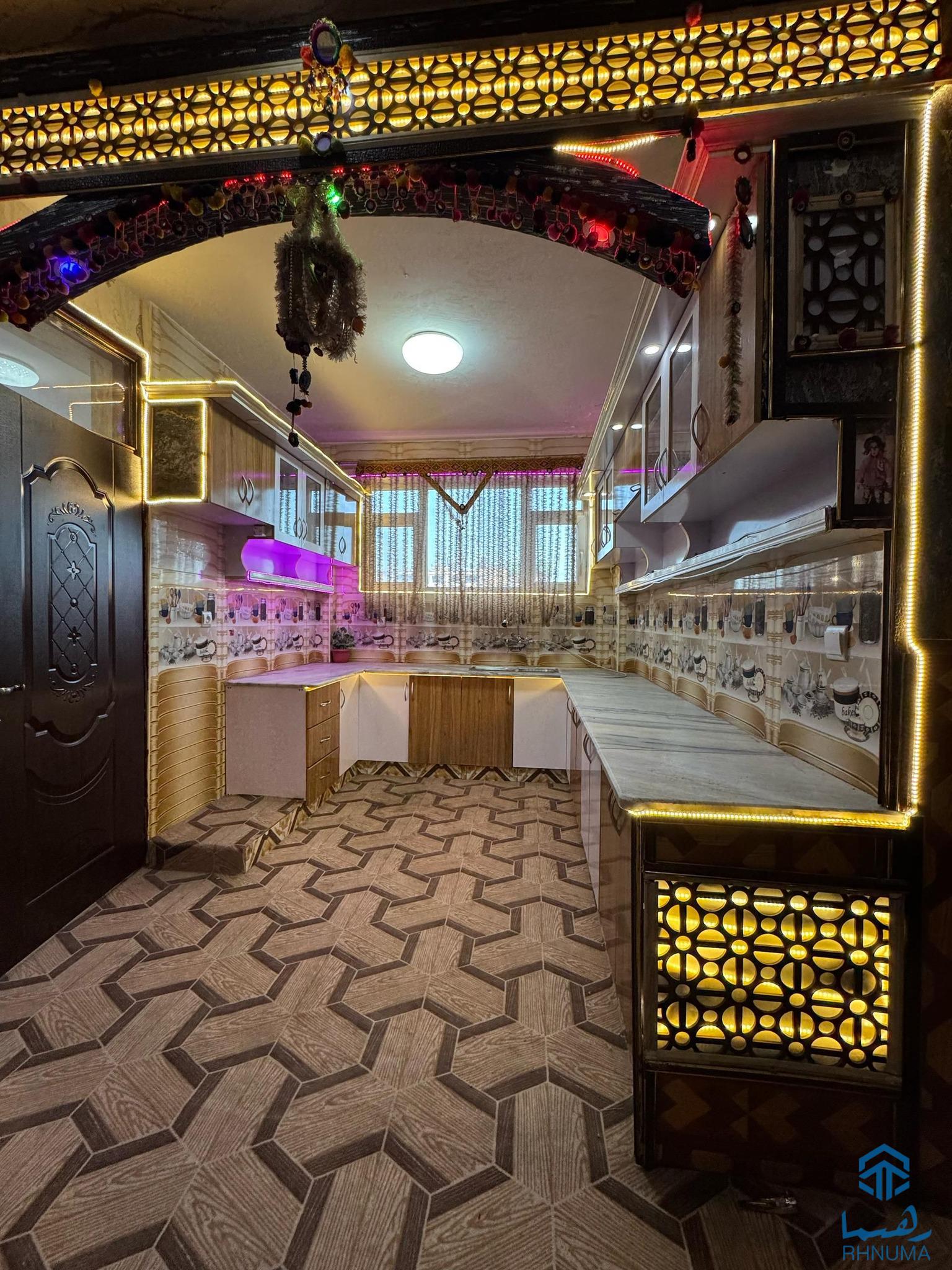 آپارتمان گروی عاجل دارایی 4 اتاق VIP