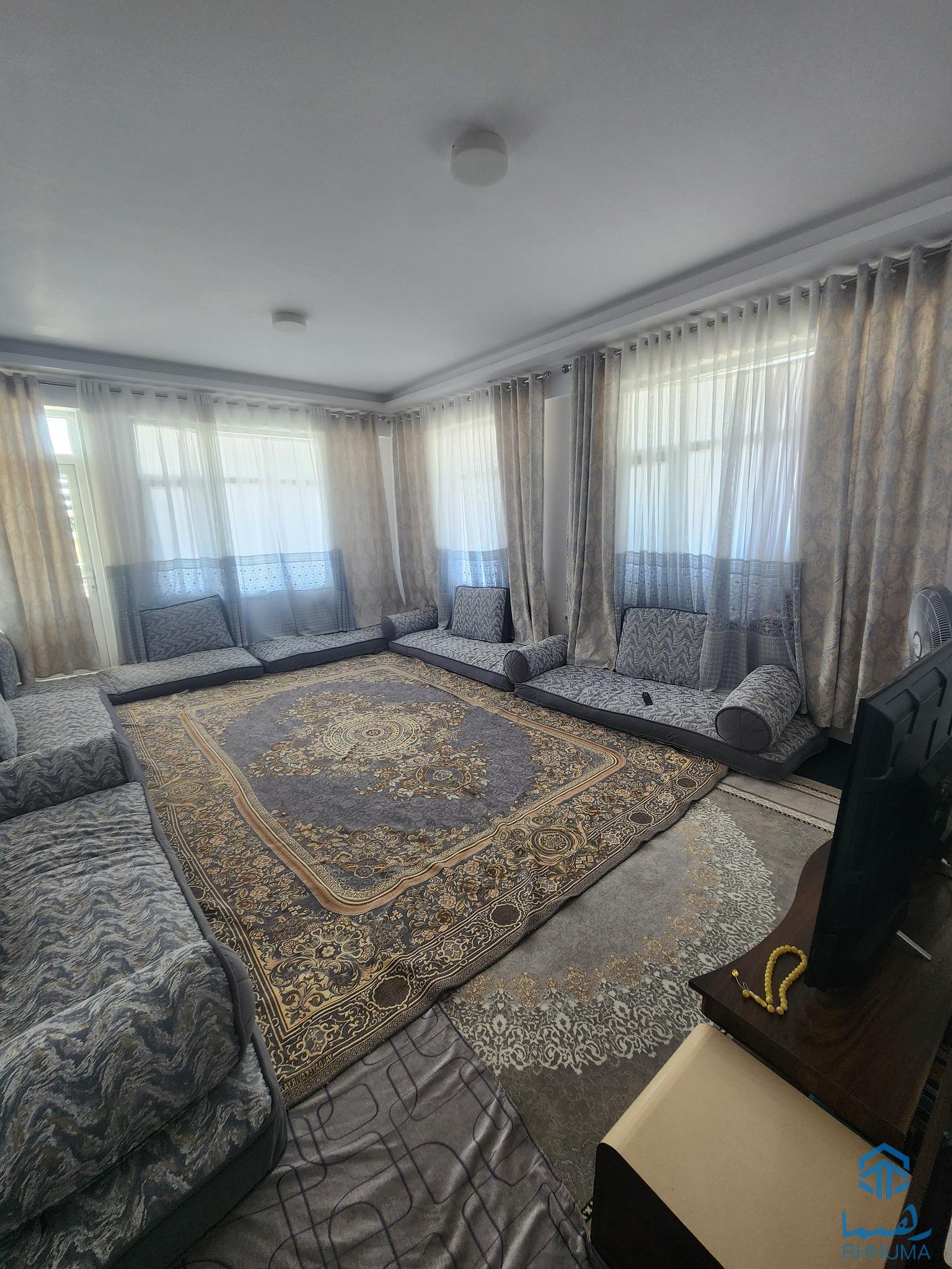 گرویی سه اطاقه