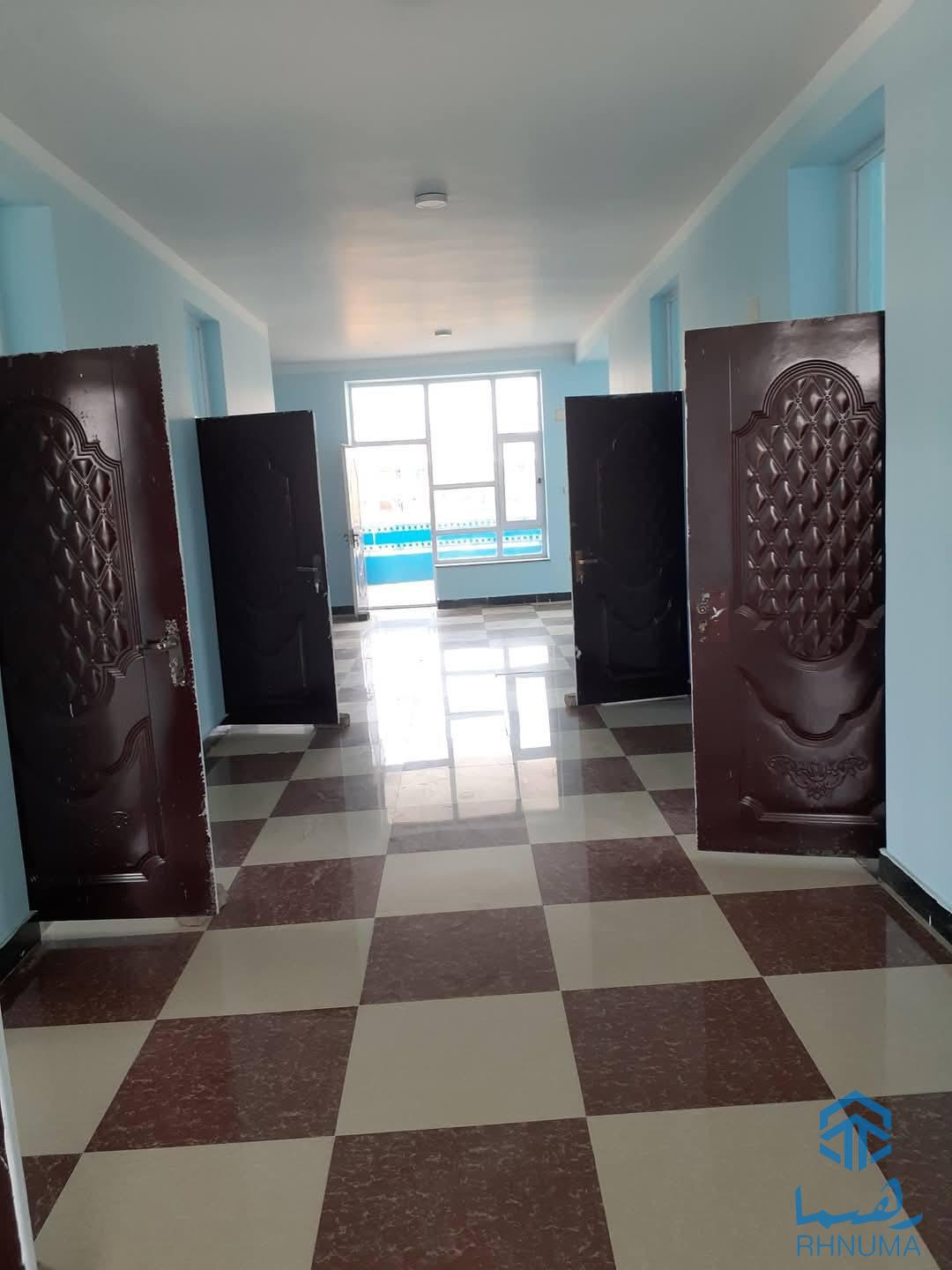 یک دربندحولی فروشی