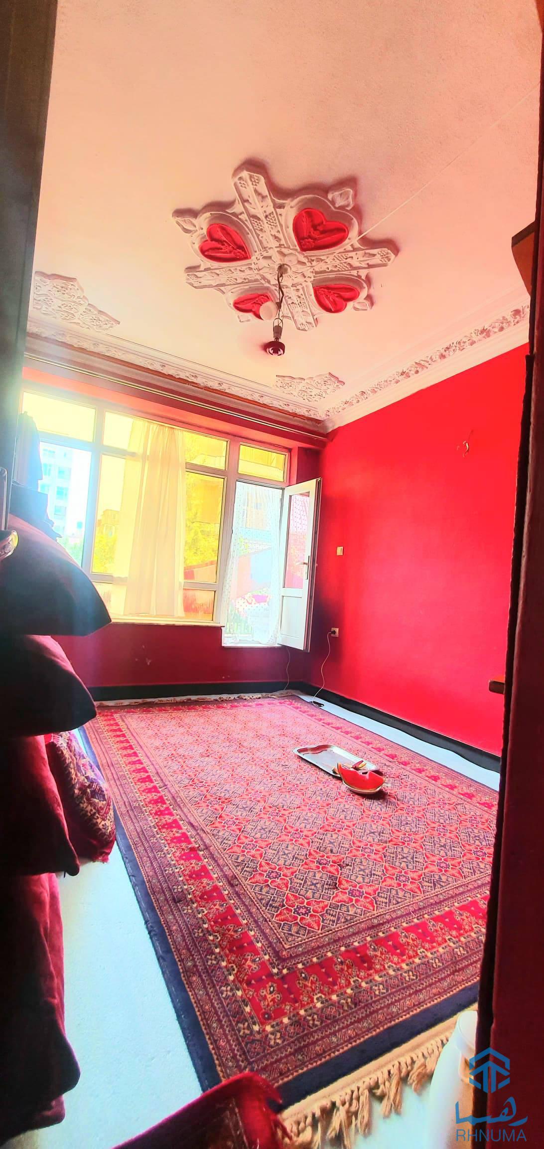 آپارتمان چهار اطاقه گروی