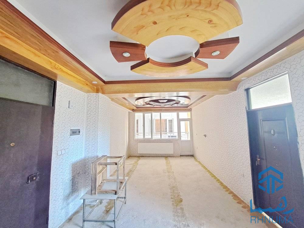 یکباب آپارتمان مفشن #فروشی دو اطاقه در بهترین موقعیت بین چهاراهی اسپ ها و سرک پنجم پروژه تایمنی دارای مشخصات ذیل به فروش میرسد