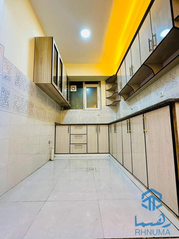 یک باب آپارتمان سه اطاقه فروشی