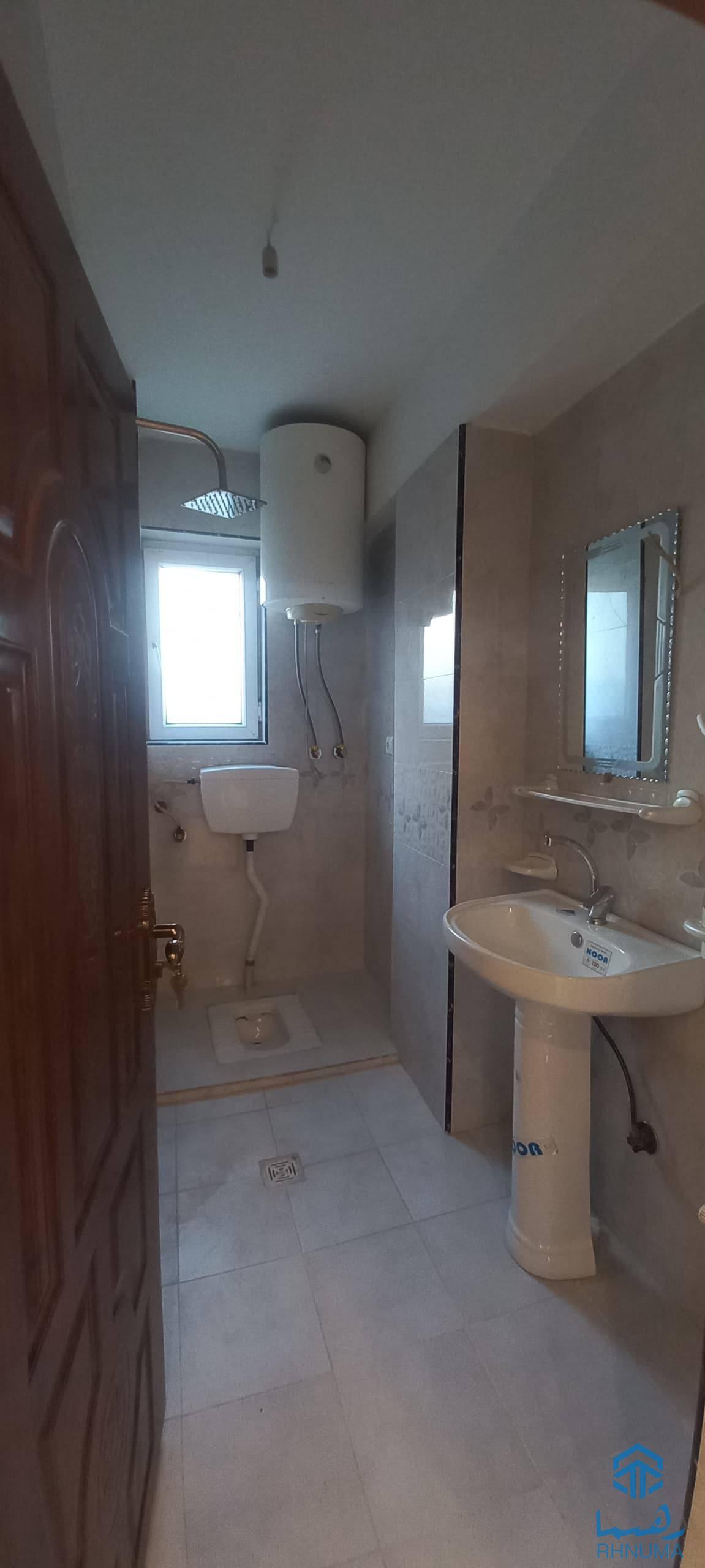 یک باب آپارتمانی عاجل فروش