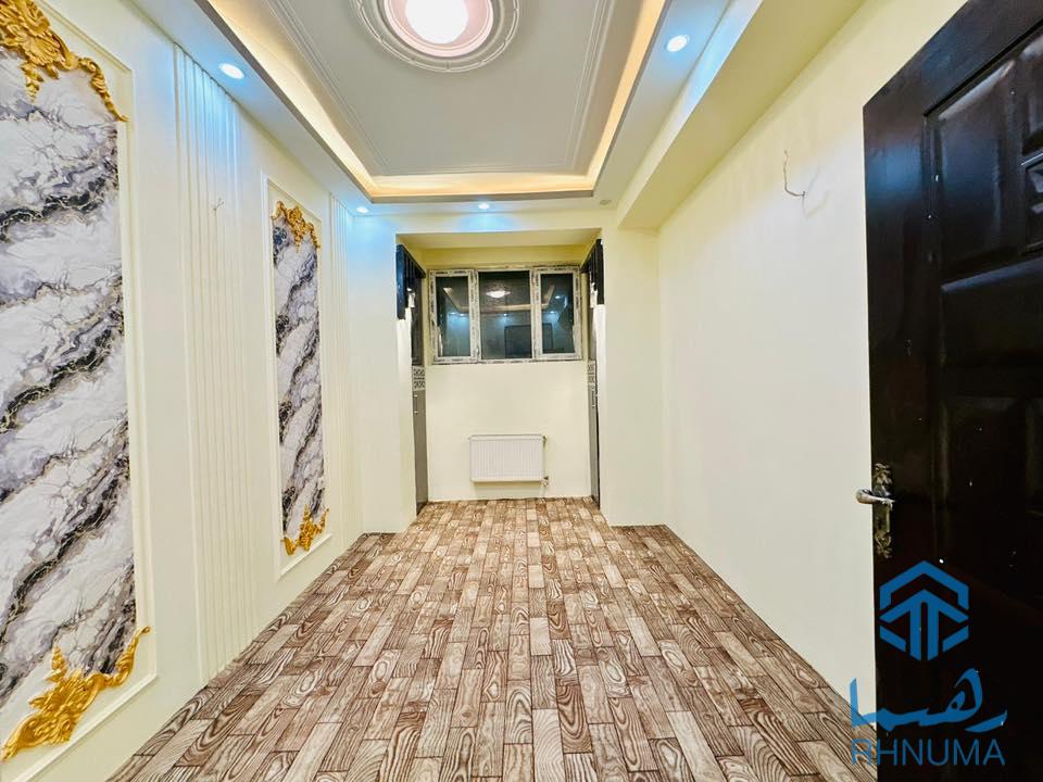 یک باب آپارتمان چهار اطاقه