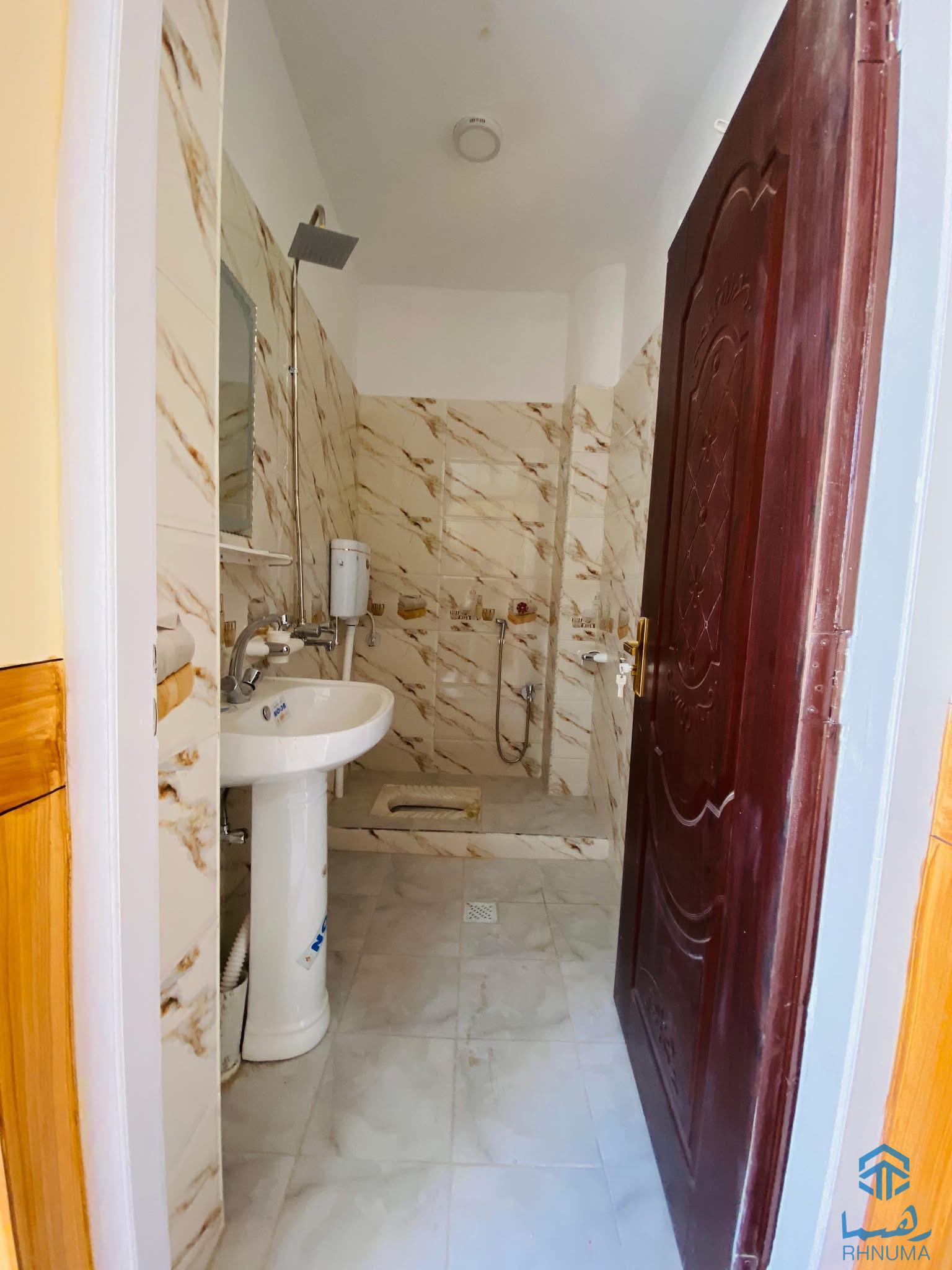 خانه فروشی بنچ اطاقه