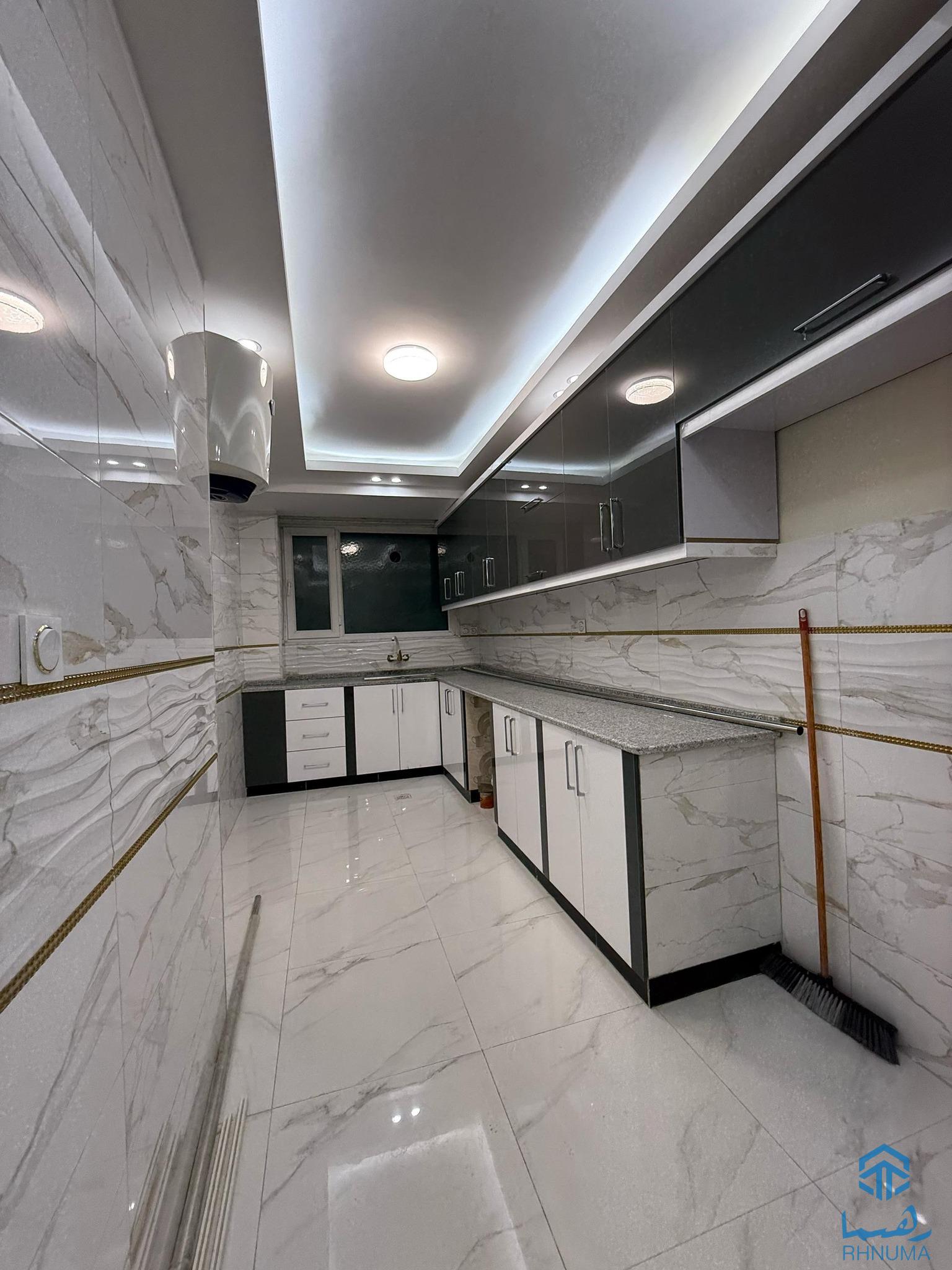 آپارتمان فروشی 3 اتاقه VIP