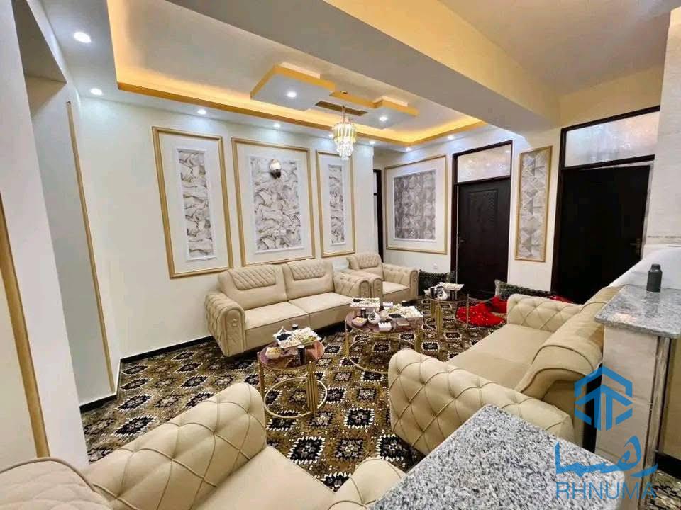 یک باب آپارتمان فروش سه اطاقه VIP