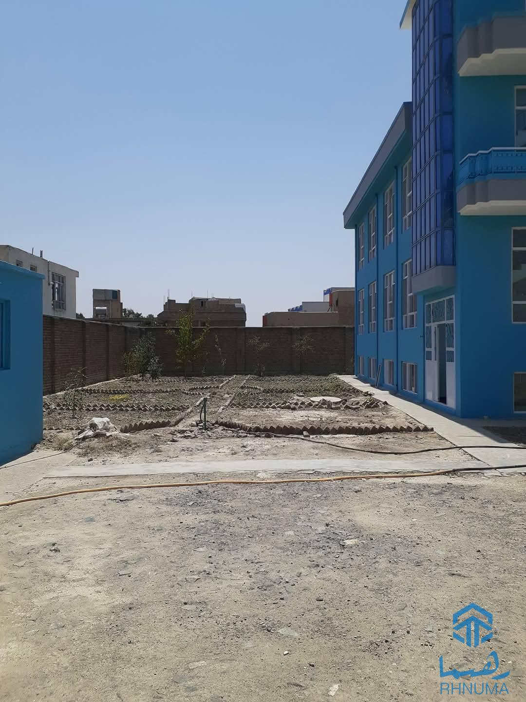 یک دربندحولی فروشی