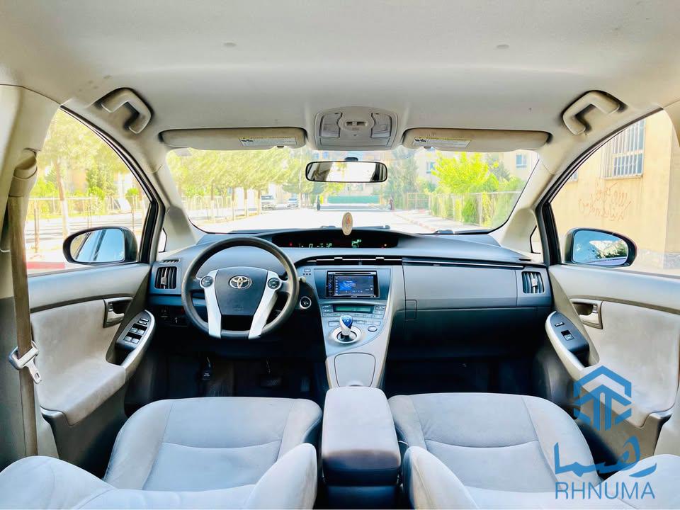 نوعیـــــــت : تیویتا PRIUS HYBIRD