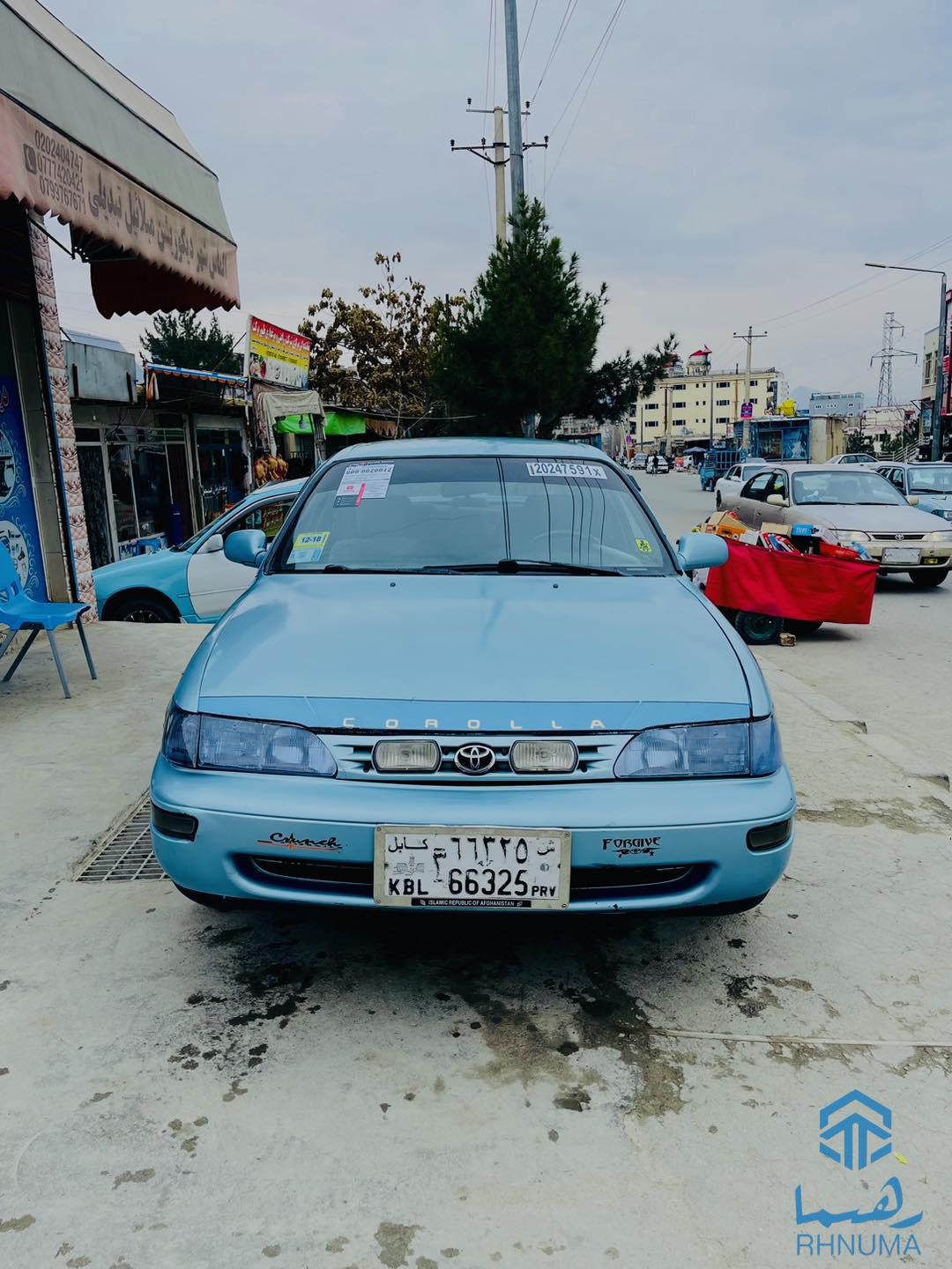 یک عراده کرولا کانادایی