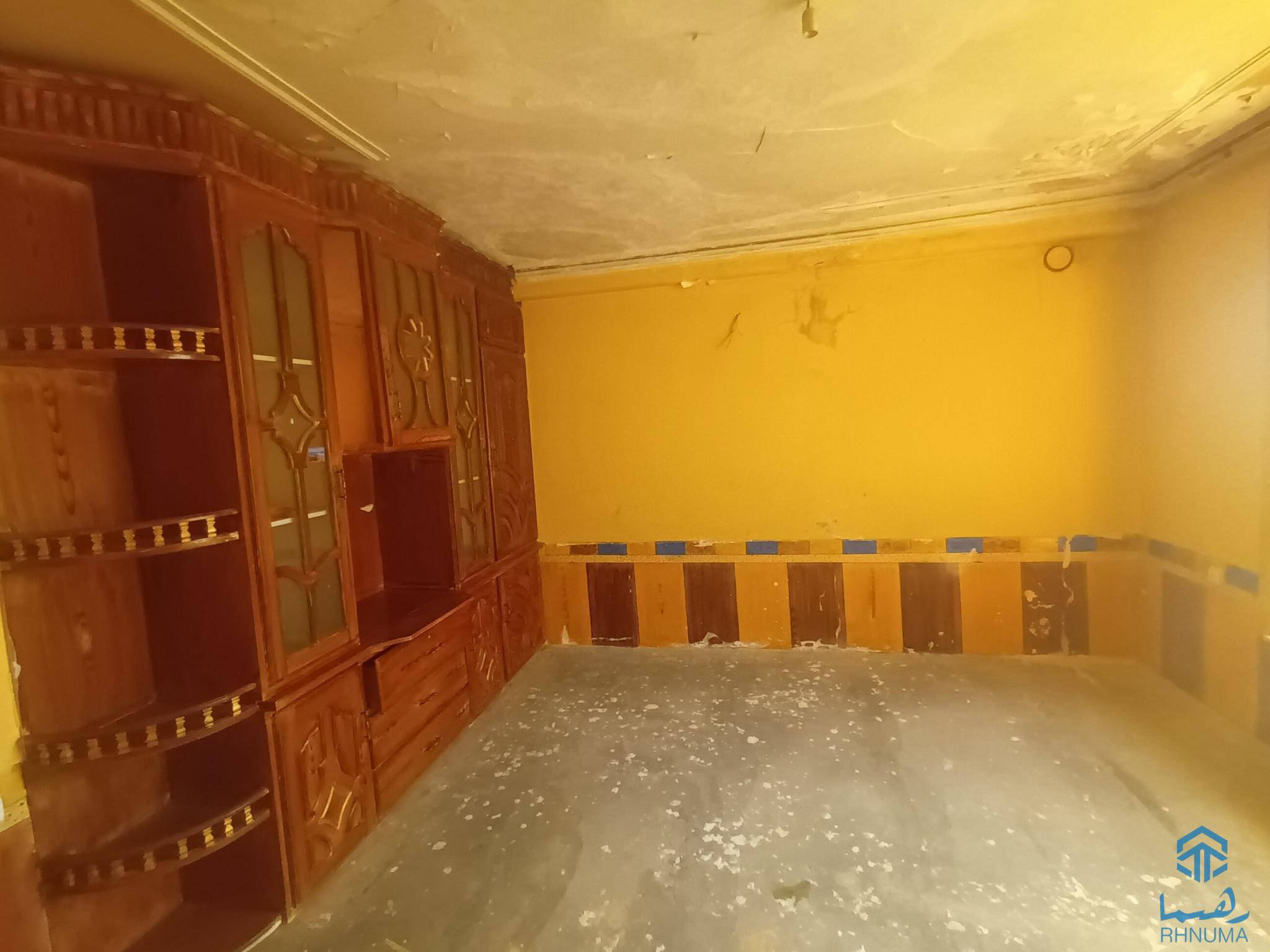 اپارتمان کرائی چهار اتاقه تخت بام