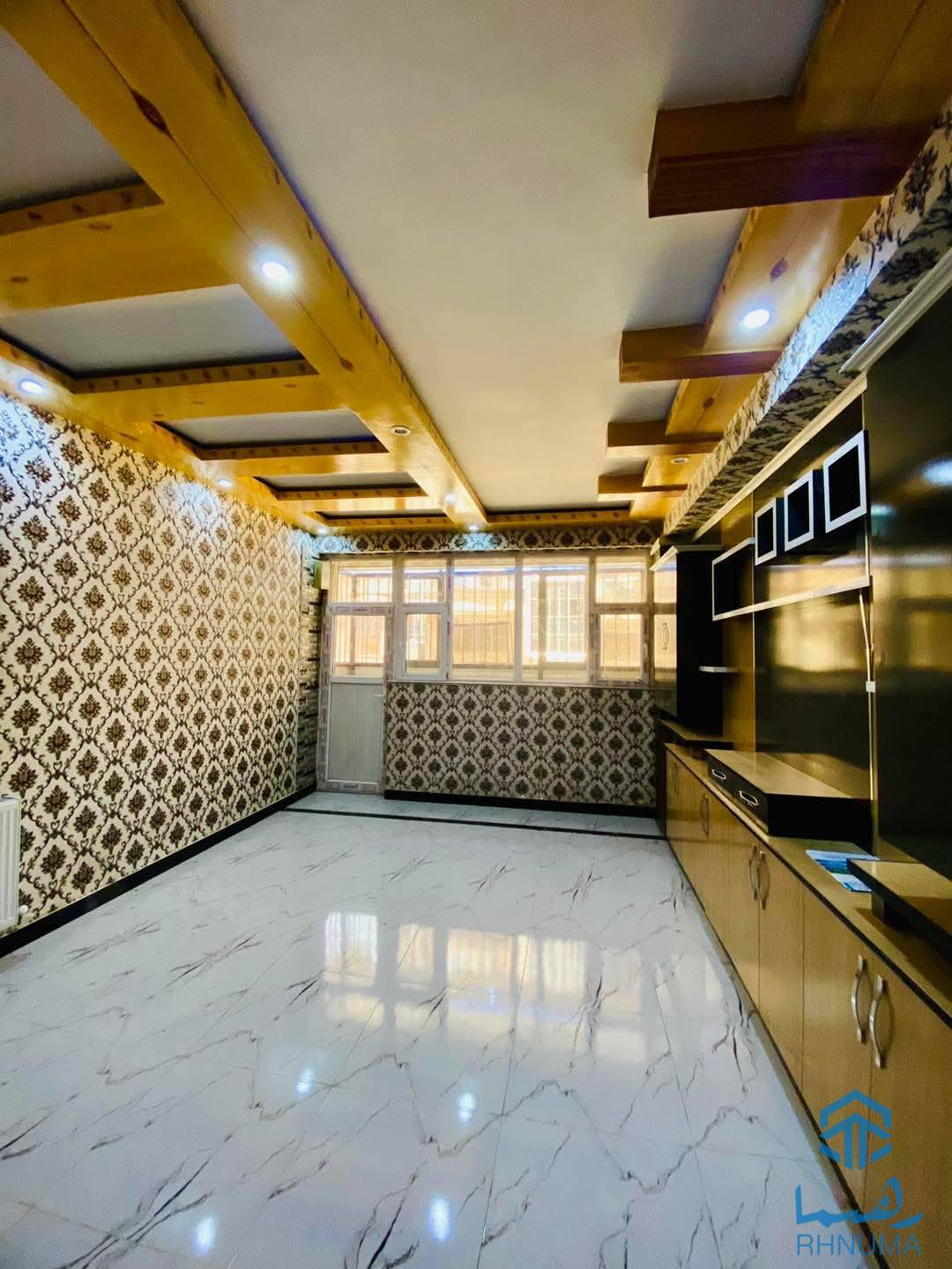 🏤اپارتمان چهار اطاقه لُكس كرايي منزل اول بالاى تهكوى