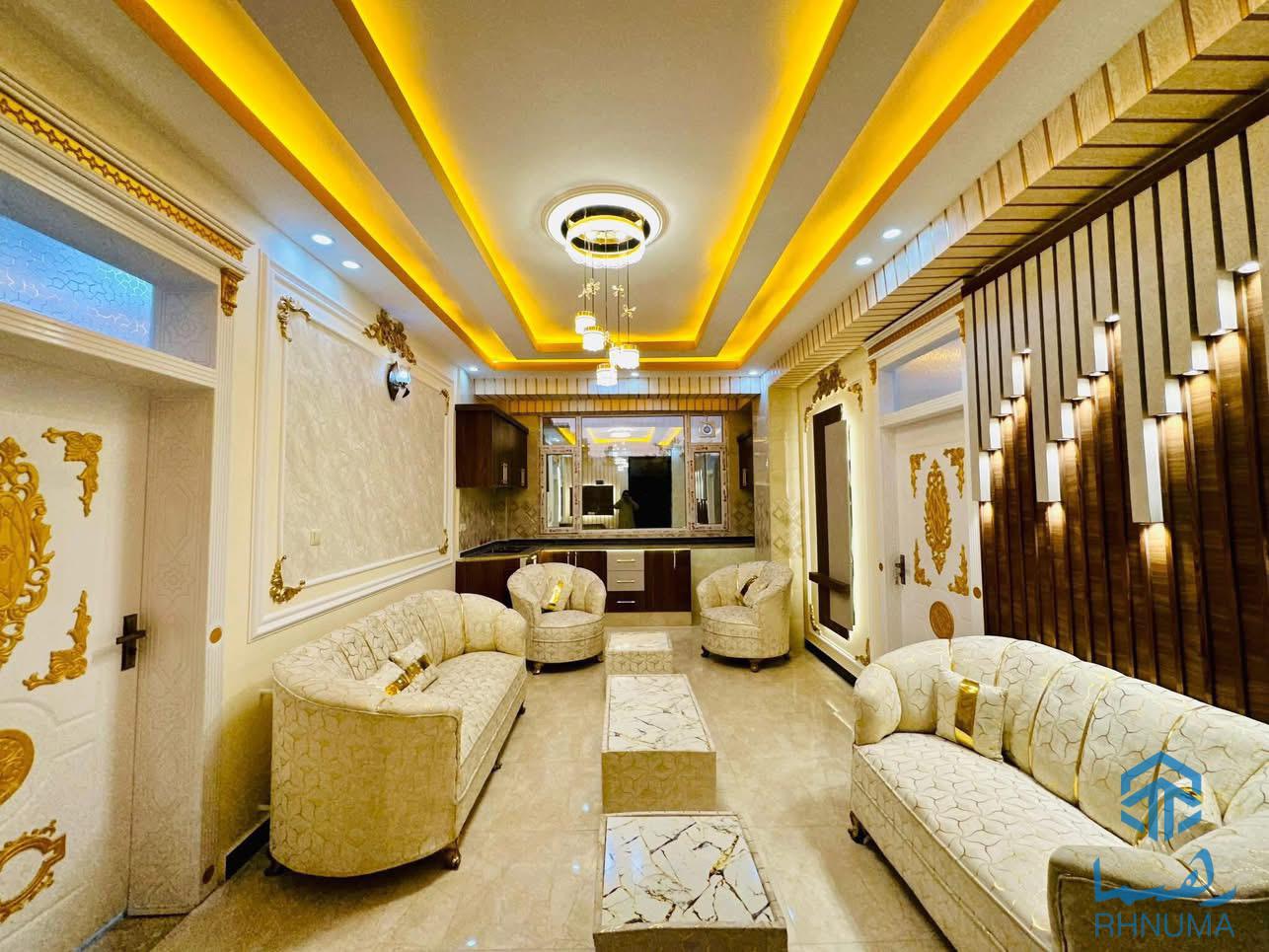 آپارتمان چهار اطاقه VIP فروشی