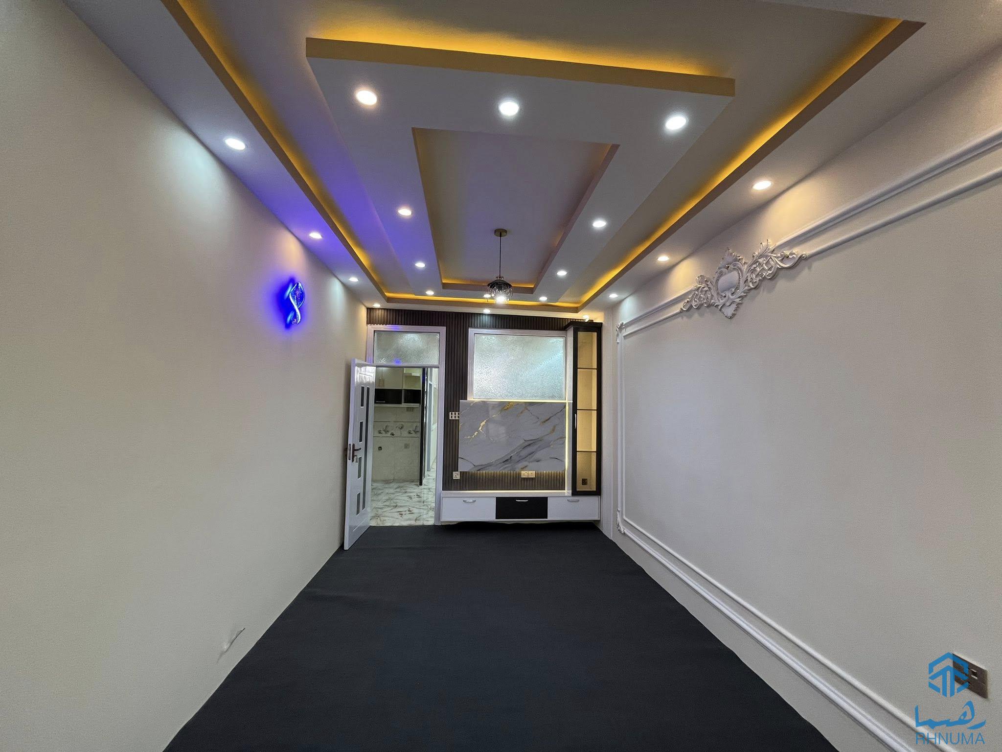یک باب آپارتمان چهار اطاقه مفشن VIP فروشی