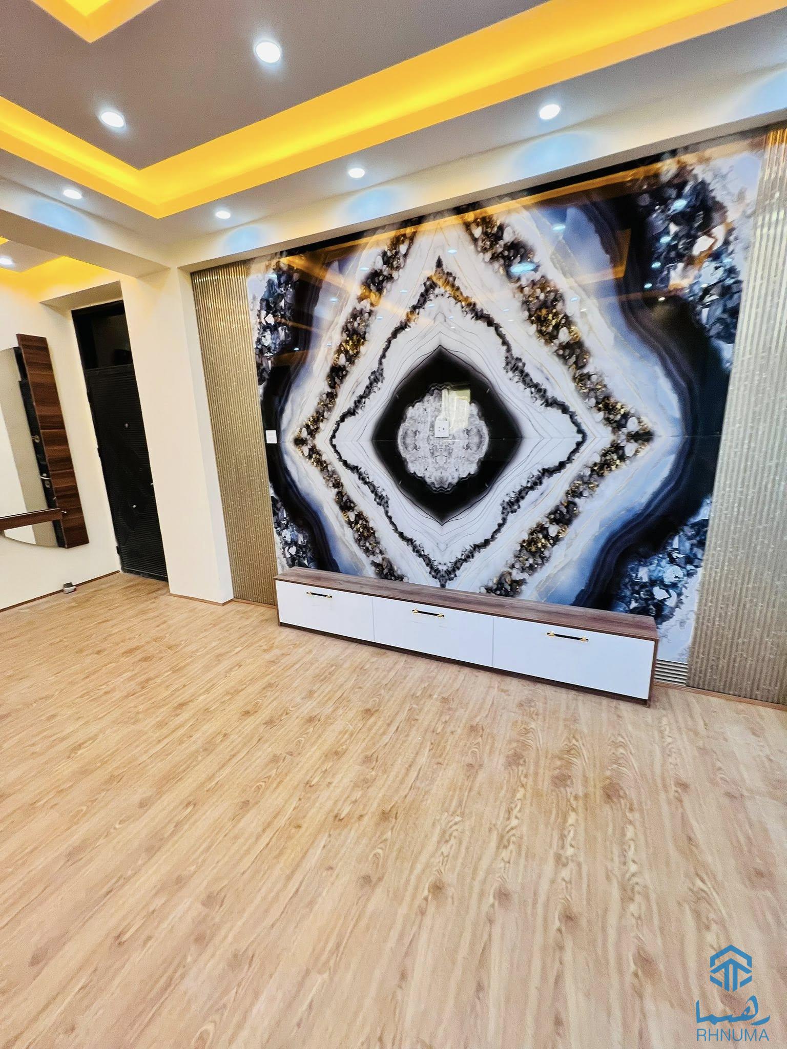 یک باب چهار اطاقه فروشی