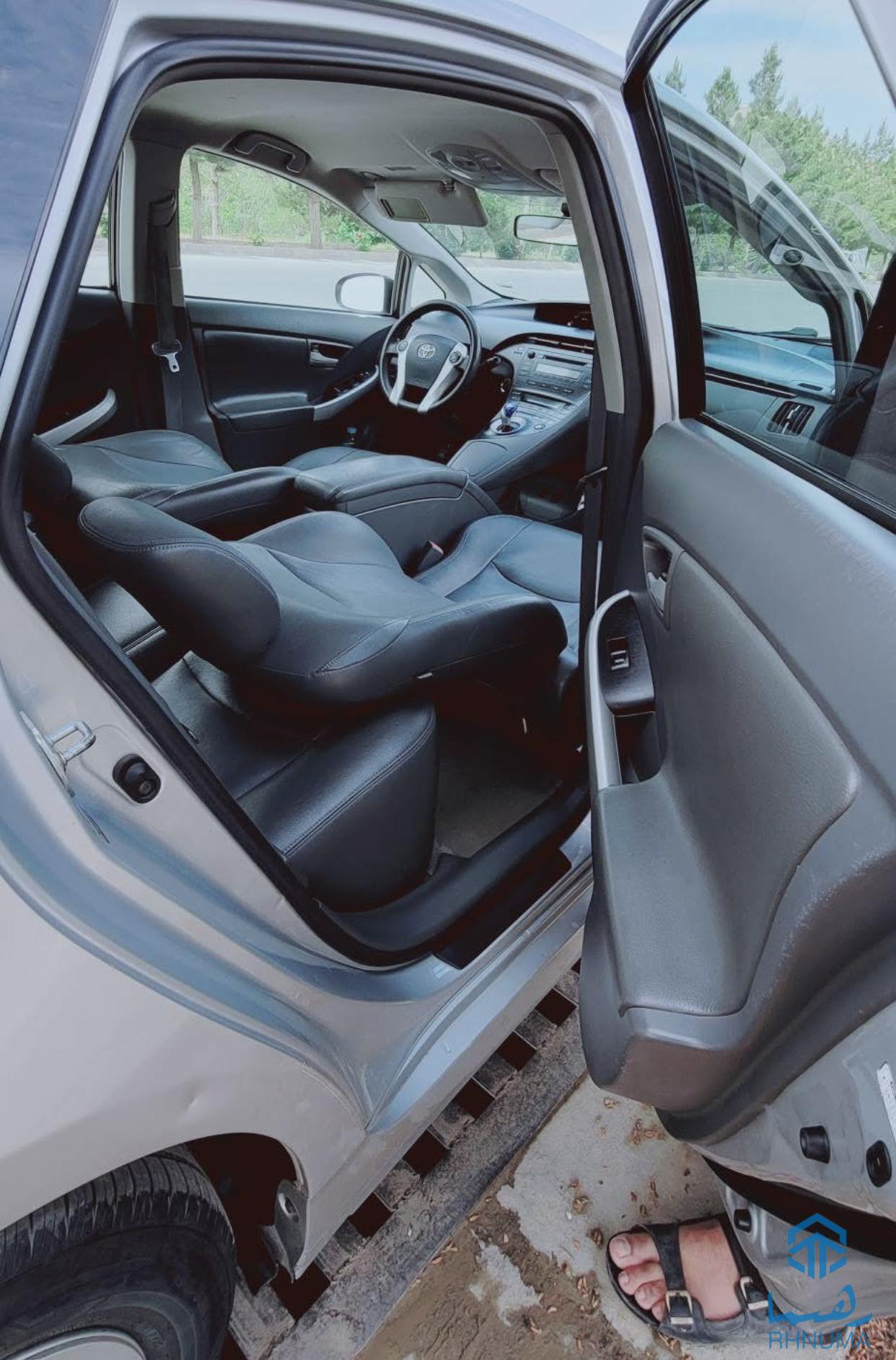 Prius Hybrid 2010