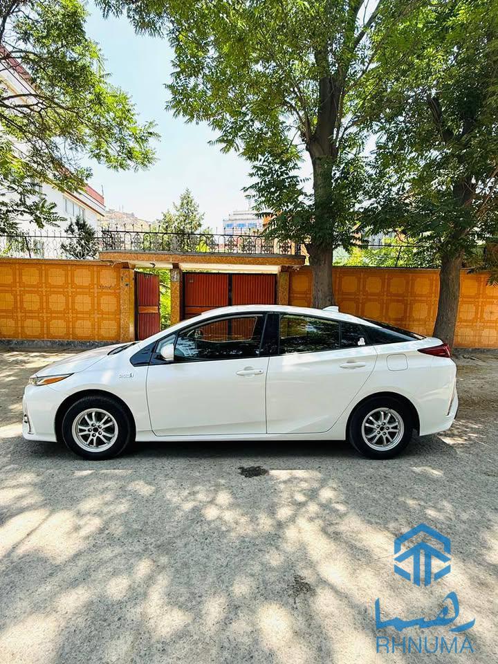 🚘 TOYOTA PRIUS PRIME PHV – مدل 2020