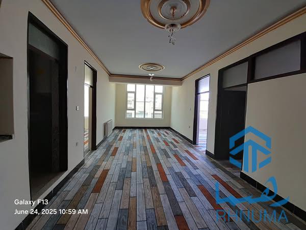 اپارتمان سه اطاقه فروشی دست بند
