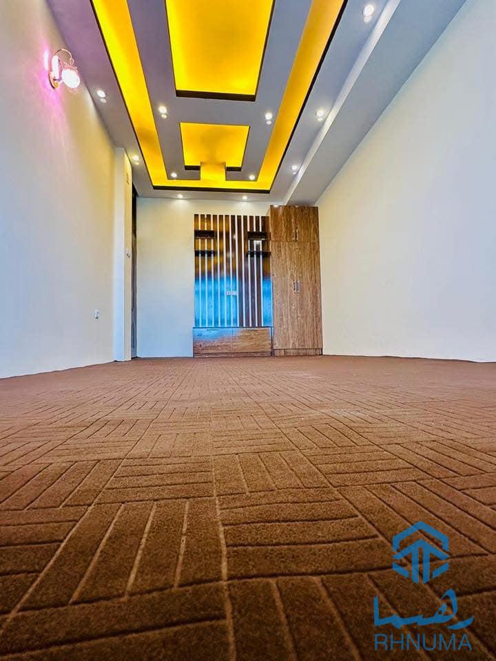 یک باب آپارتمان سه اطاقه فروشی