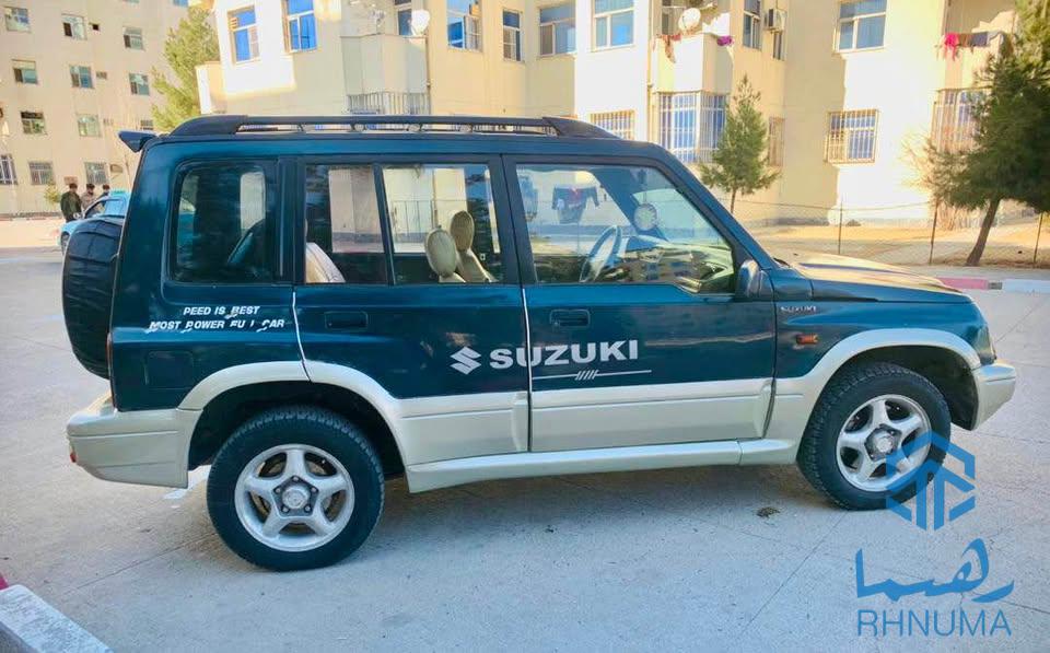 یک عراده موتر سوزکی ویترا